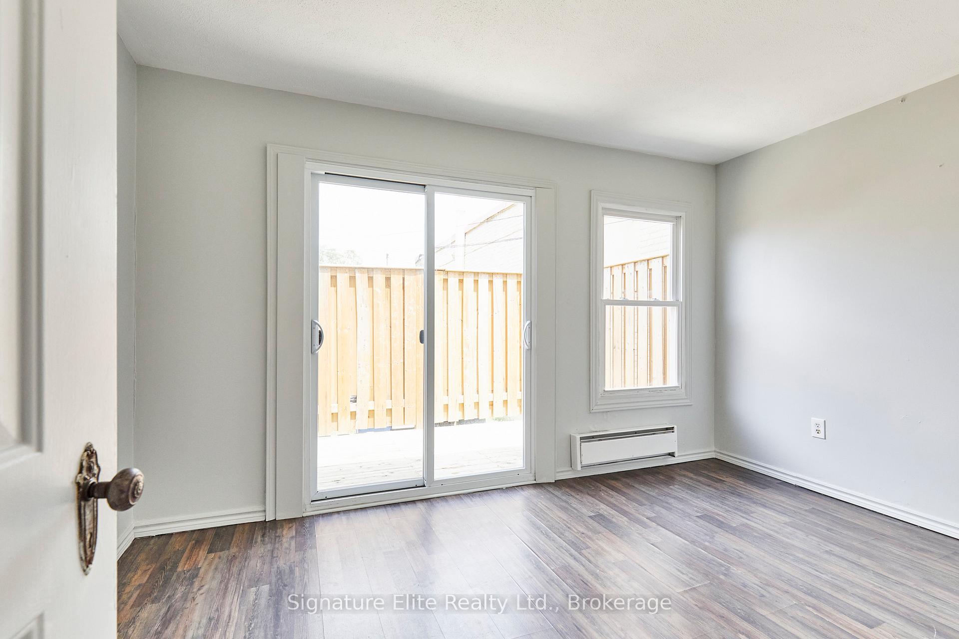 Photo 18 of 363 Barton Street E, Hamilton, Landsdale — HOMEH