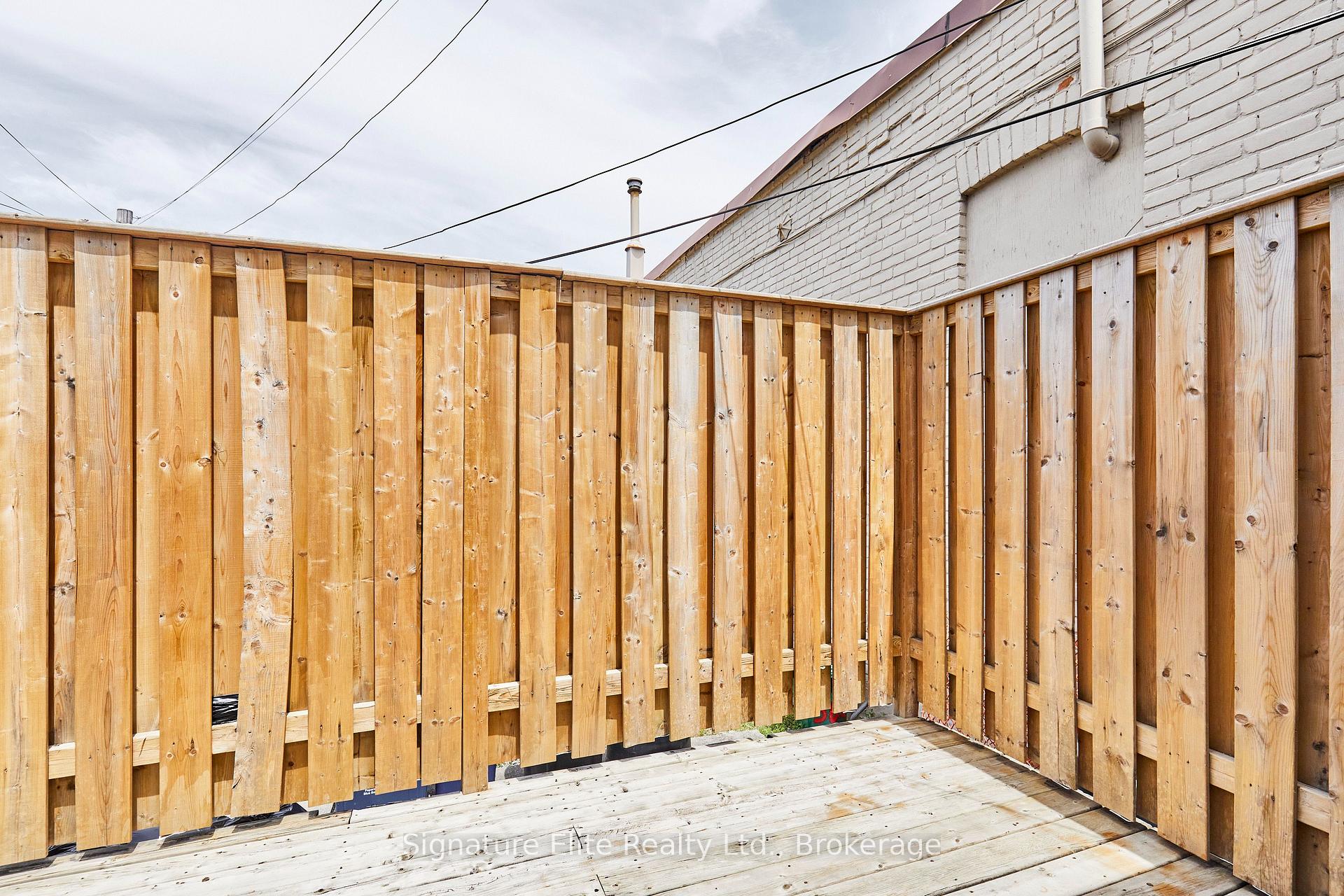 Photo 22 of 363 Barton Street E, Hamilton, Landsdale — HOMEH