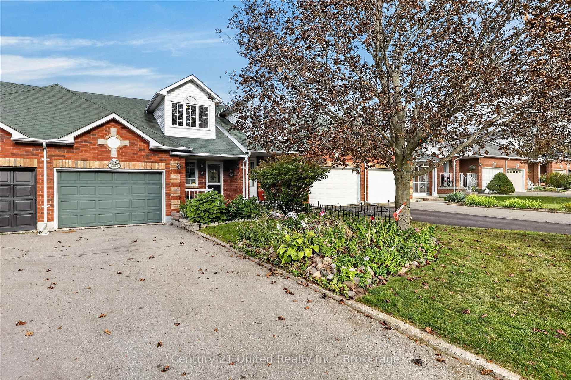 Photo 4 of 1392 Lillico Crescent, Peterborough, Monaghan Ward 2 — HOMEH