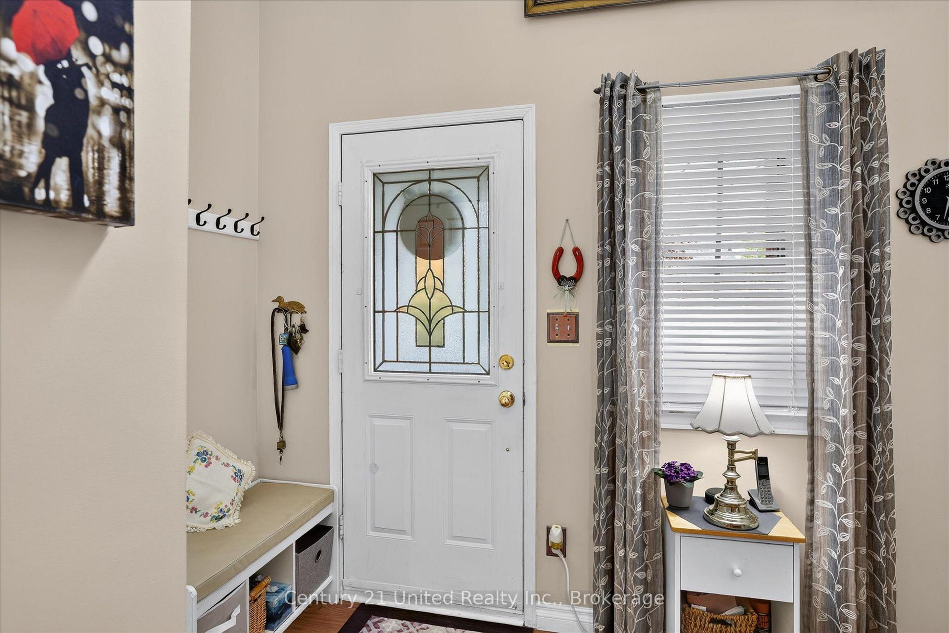 Photo 7 of 1392 Lillico Crescent, Peterborough, Monaghan Ward 2 — HOMEH