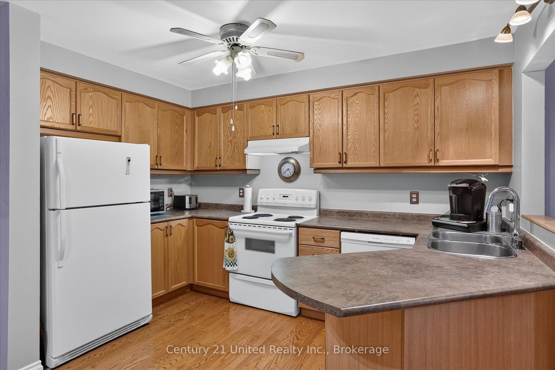 Photo 13 of 1392 Lillico Crescent, Peterborough, Monaghan Ward 2 — HOMEH