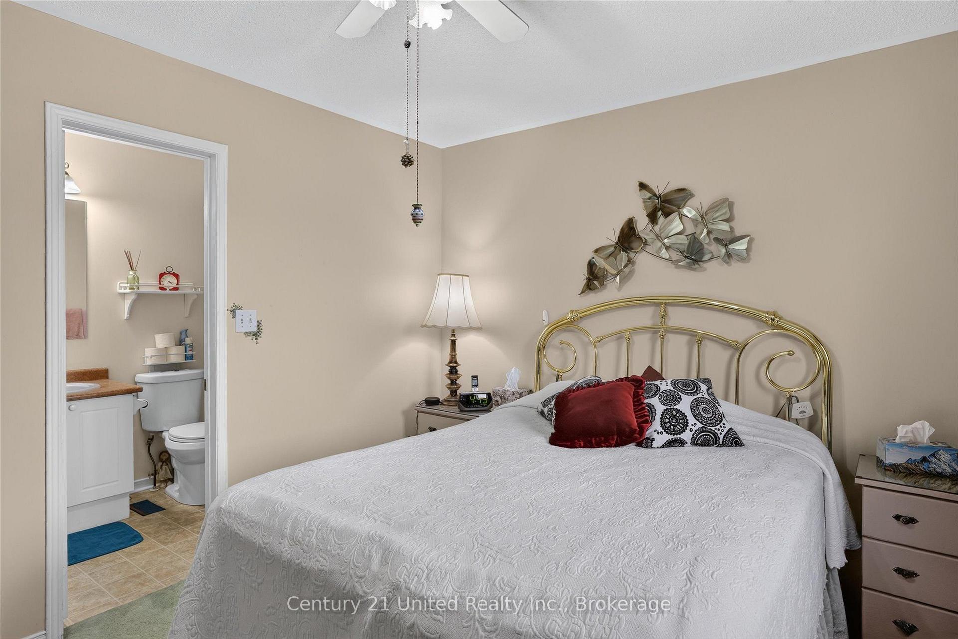 Photo 27 of 1392 Lillico Crescent, Peterborough, Monaghan Ward 2 — HOMEH