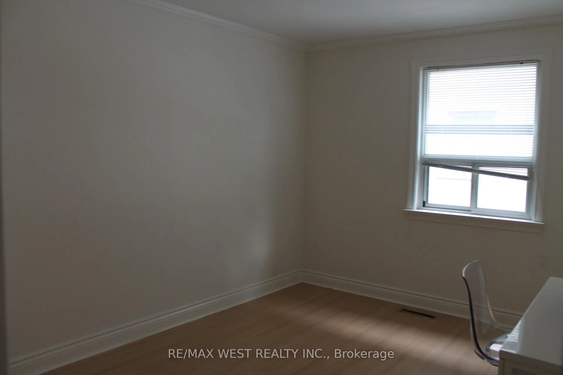 Photo 37 of Unit Main, 14 Treeview Drive, Etobicoke, Alderwood — HOMEH