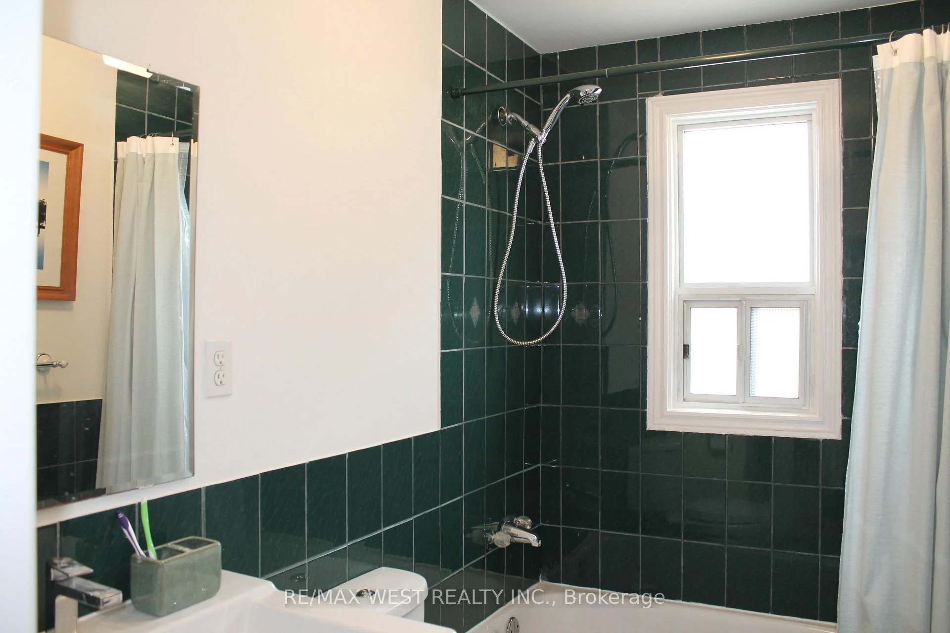 Photo 43 of Unit Main, 14 Treeview Drive, Etobicoke, Alderwood — HOMEH