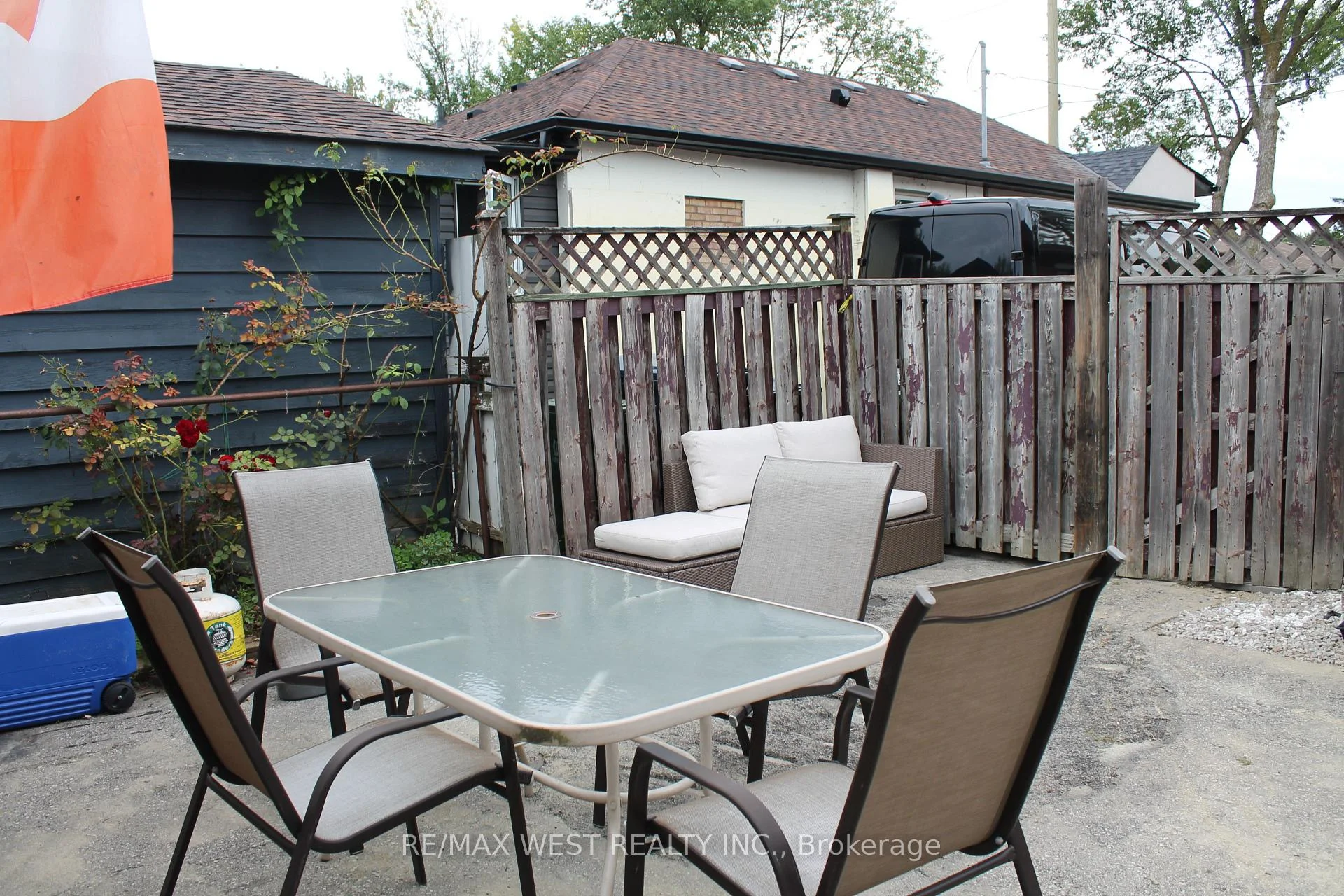 Photo 47 of Unit Main, 14 Treeview Drive, Etobicoke, Alderwood — HOMEH