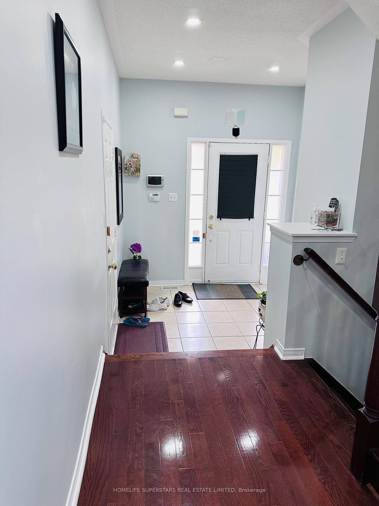 Photo 4 of 122 Hollingsworth Circle, Brampton, Fletcher's Meadow — HOMEH