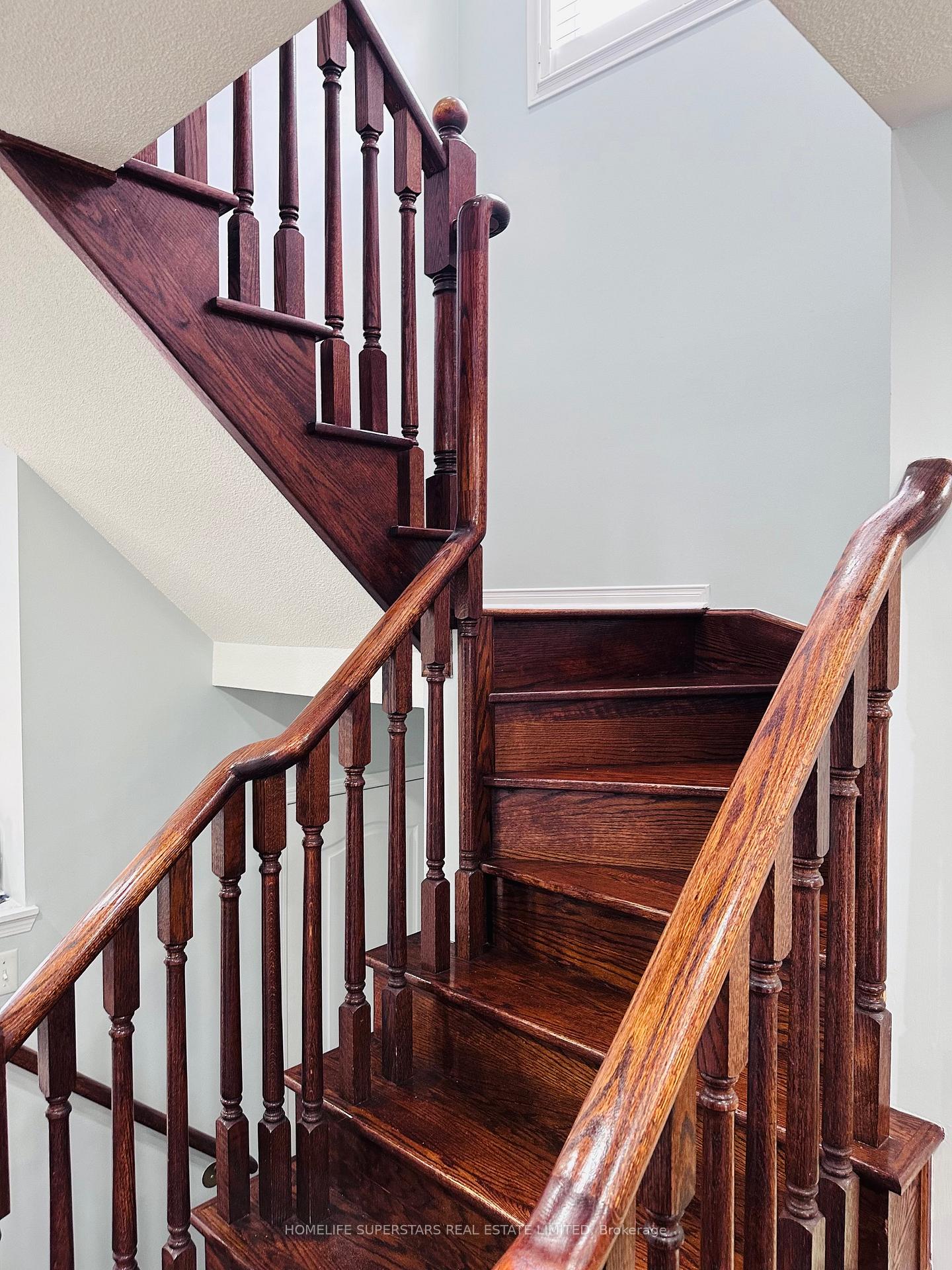 Photo 7 of 122 Hollingsworth Circle, Brampton, Fletcher's Meadow — HOMEH