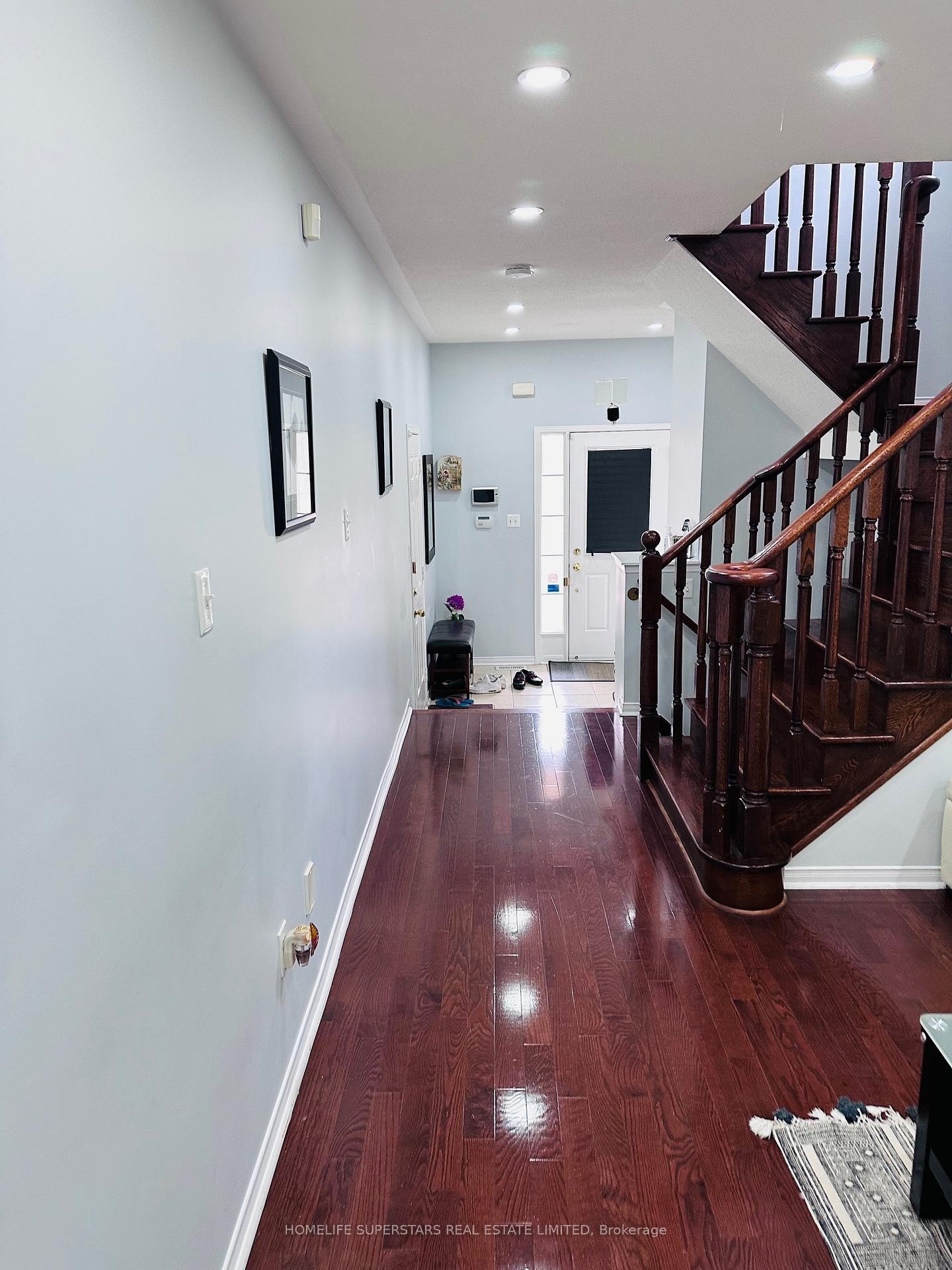 Photo 8 of 122 Hollingsworth Circle, Brampton, Fletcher's Meadow — HOMEH