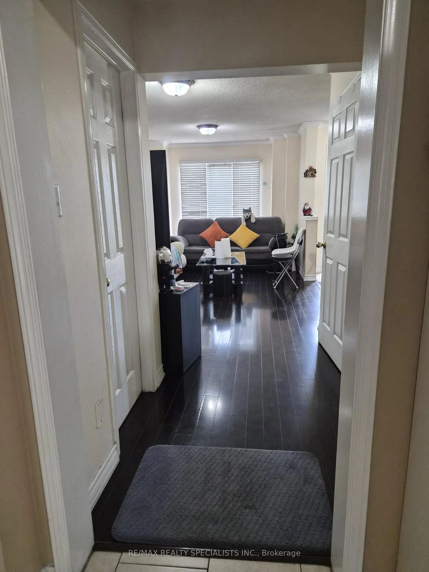 Photo 9 of 22 Streamside Lane, Brampton, Sandringham-Wellington — HOMEH