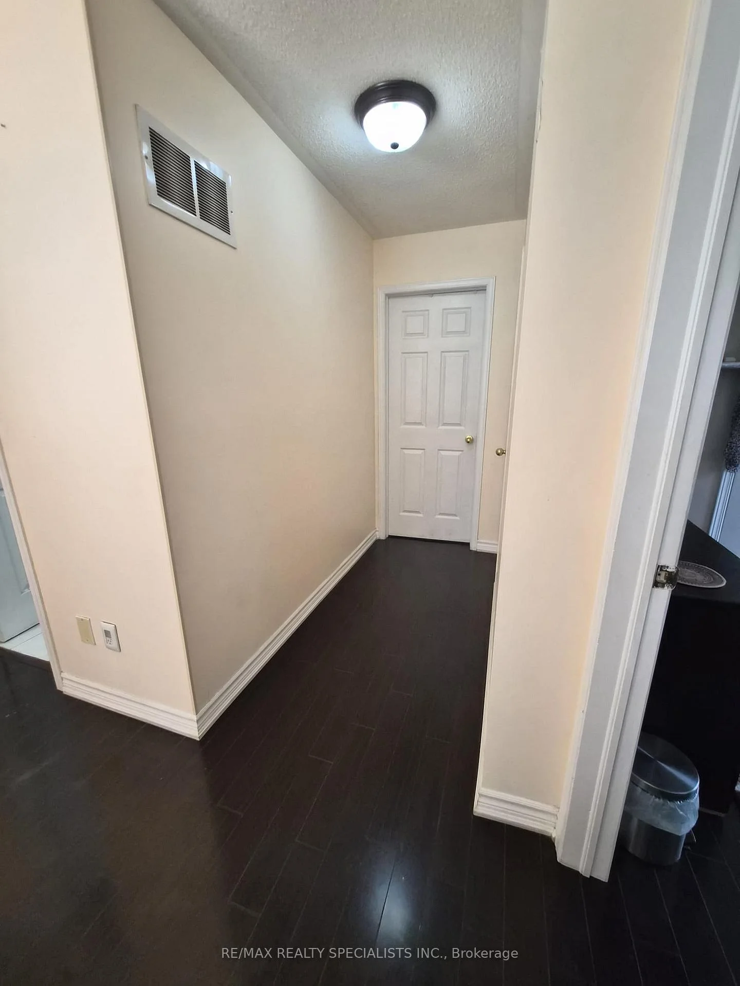 Photo 25 of 22 Streamside Lane, Brampton, Sandringham-Wellington — HOMEH