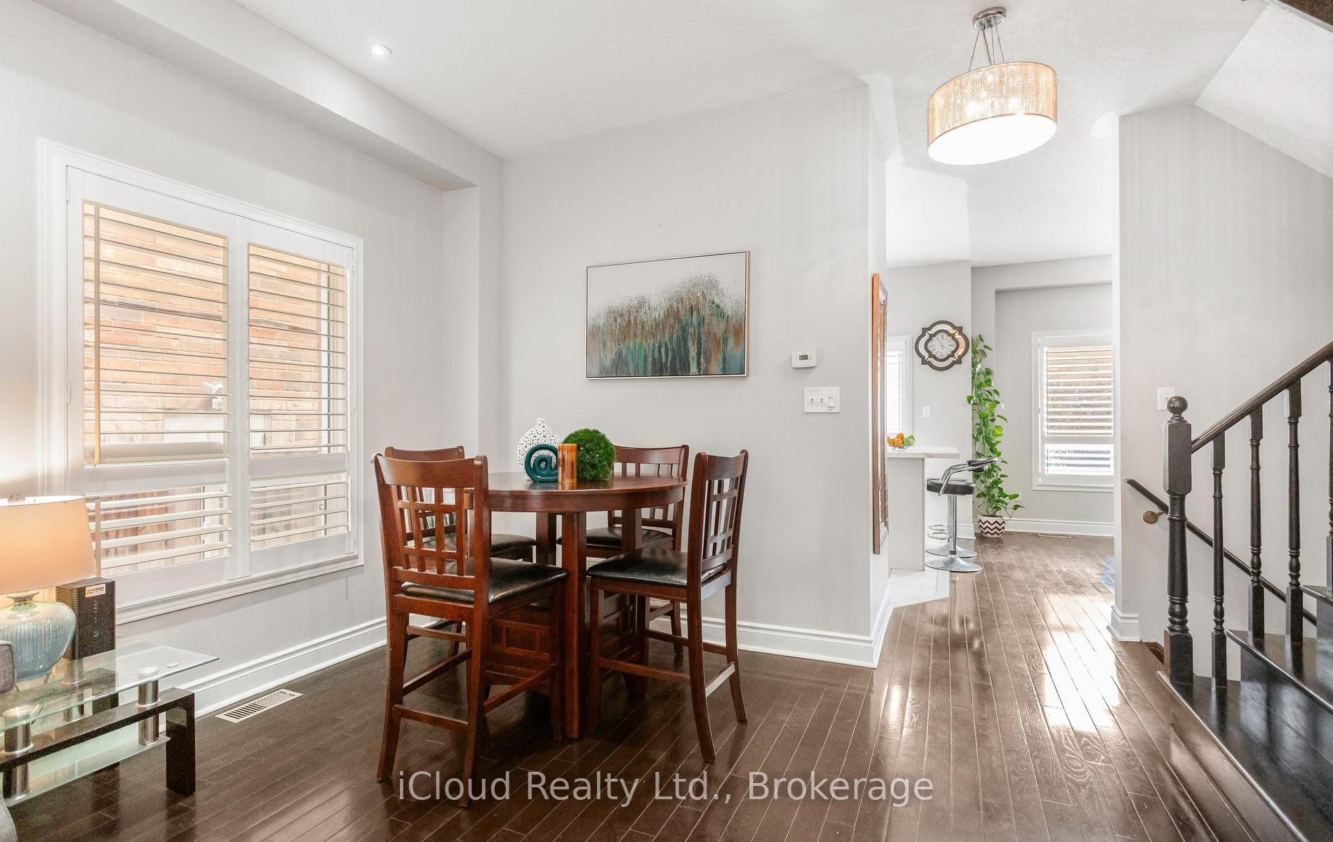 Photo 8 of 39 Flurry Circle, Brampton, Credit Valley — HOMEH
