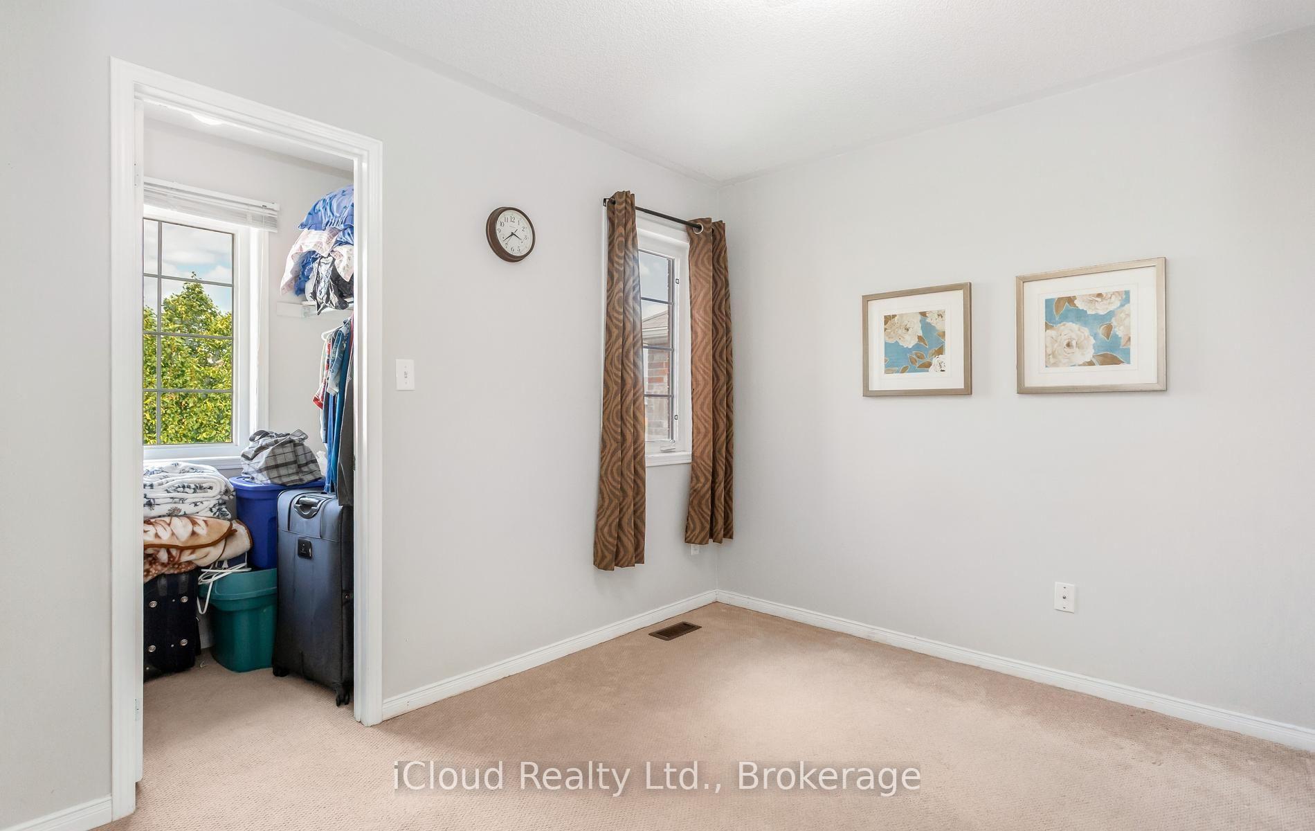 Photo 26 of 39 Flurry Circle, Brampton, Credit Valley — HOMEH