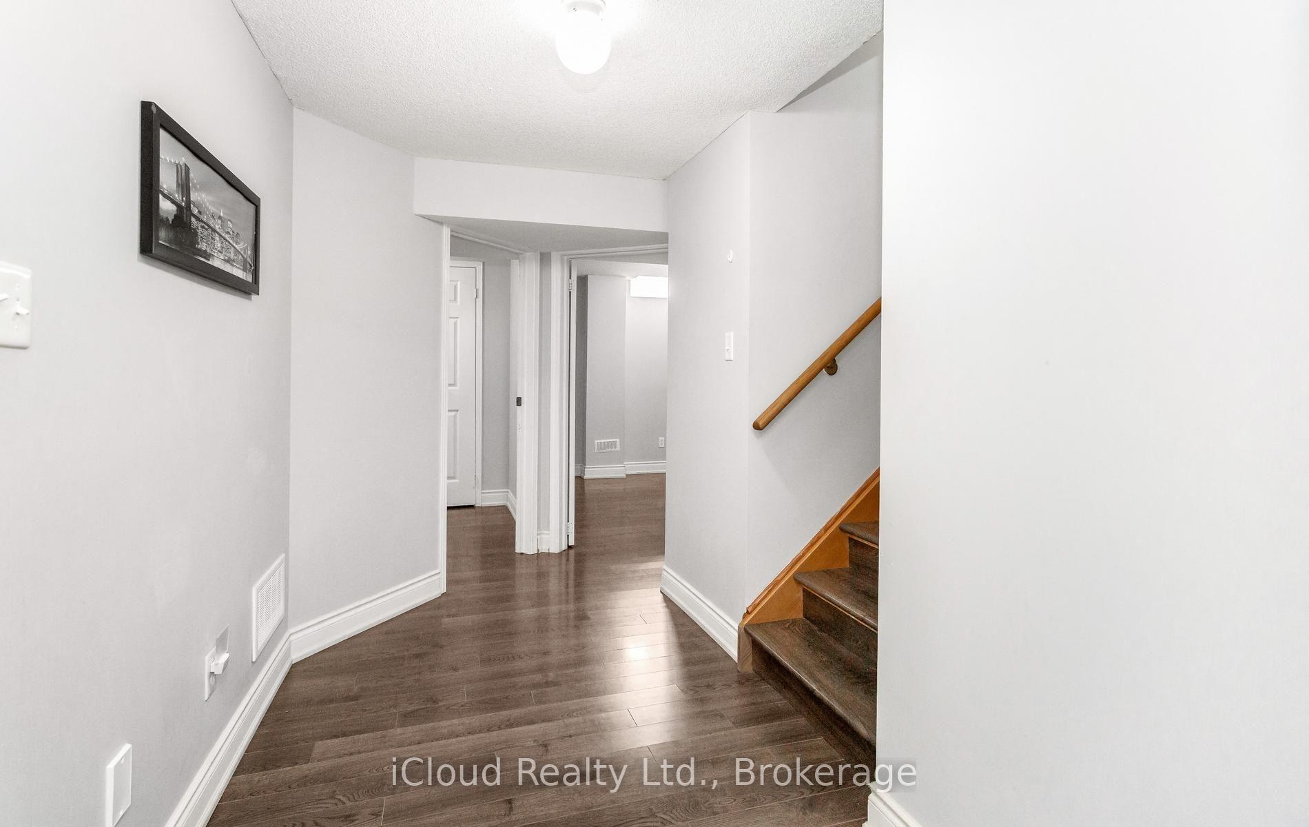 Photo 28 of 39 Flurry Circle, Brampton, Credit Valley — HOMEH