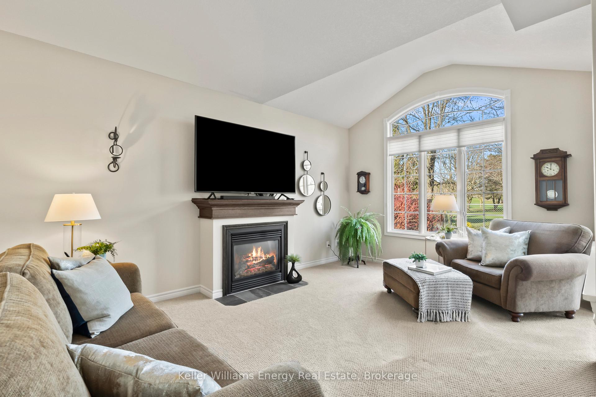 Photo 10 of 2258 Pindar Crescent, Oshawa, Kedron — HOMEH