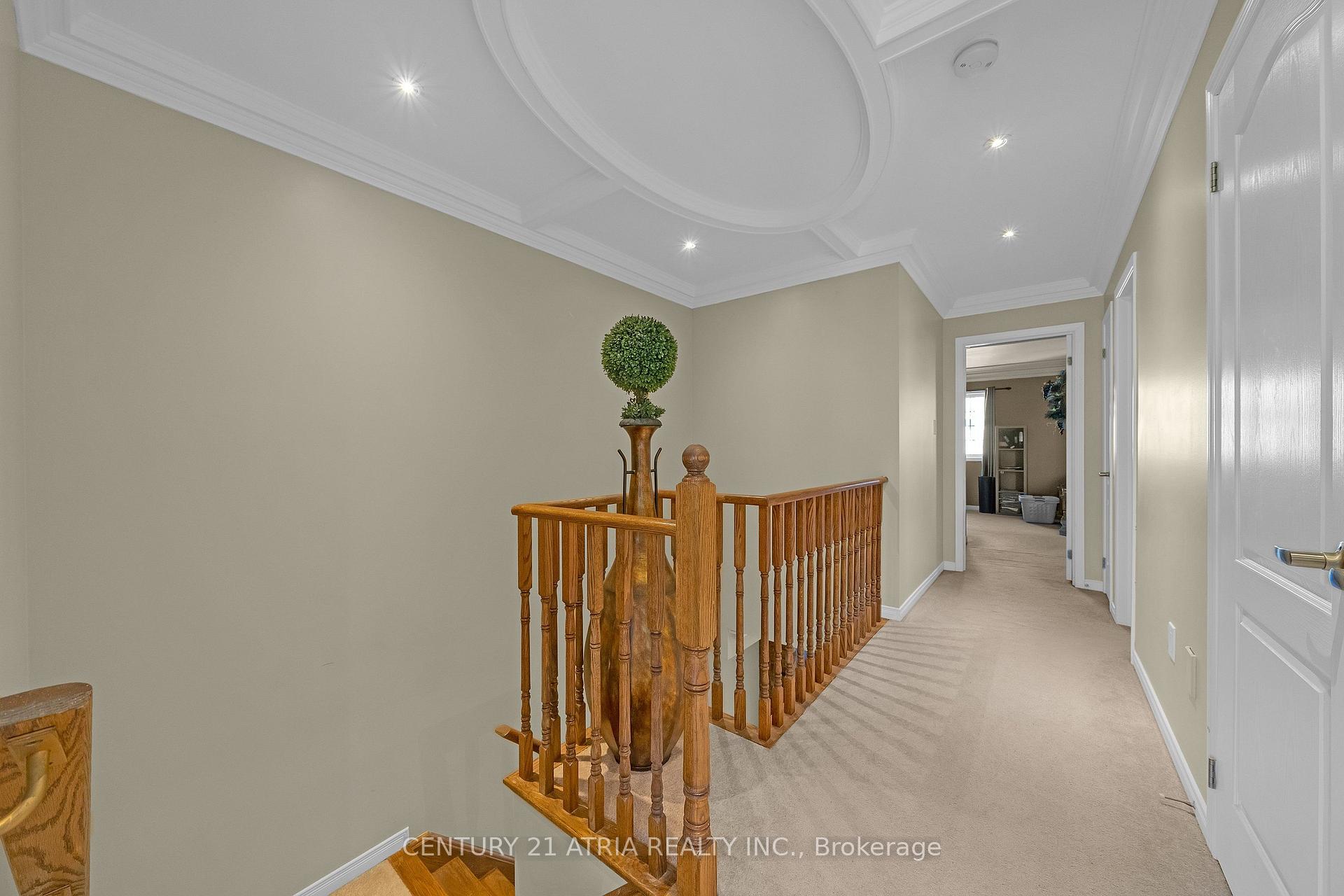 Photo 22 of 30 Coranto Way, Vaughan, Vellore Village — HOMEH