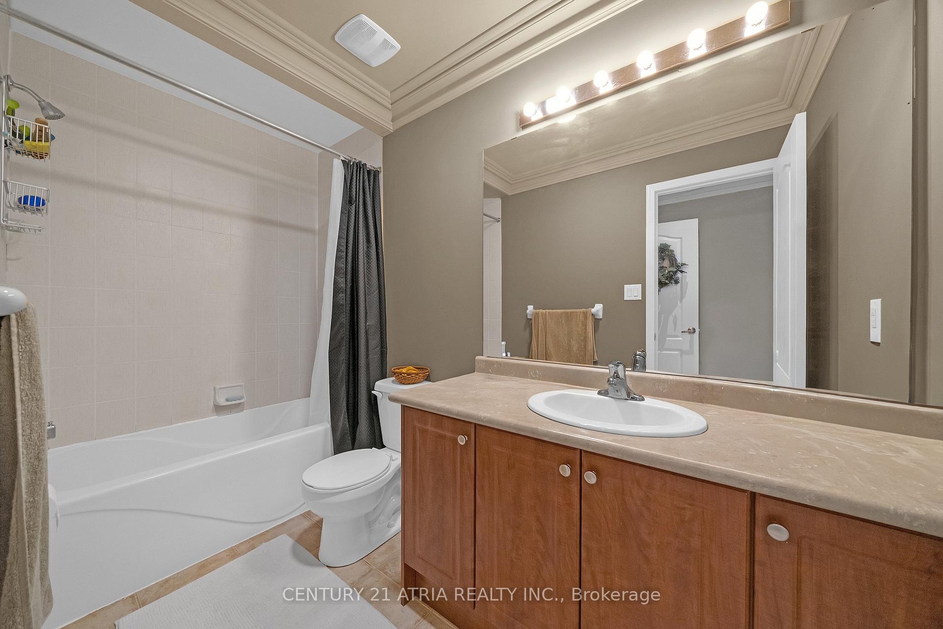 Photo 27 of 30 Coranto Way, Vaughan, Vellore Village — HOMEH