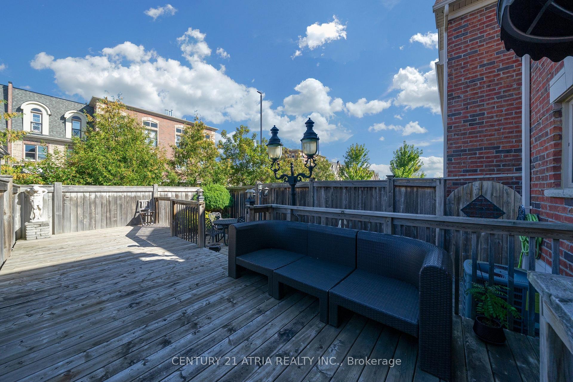 Photo 40 of 30 Coranto Way, Vaughan, Vellore Village — HOMEH