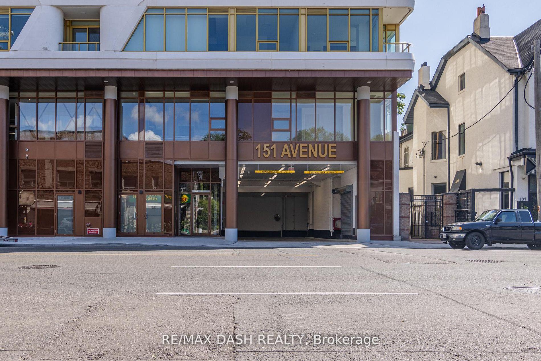 Photo 4 of Unit 310, 151 Avenue Road, Toronto, The Annex — HOMEH