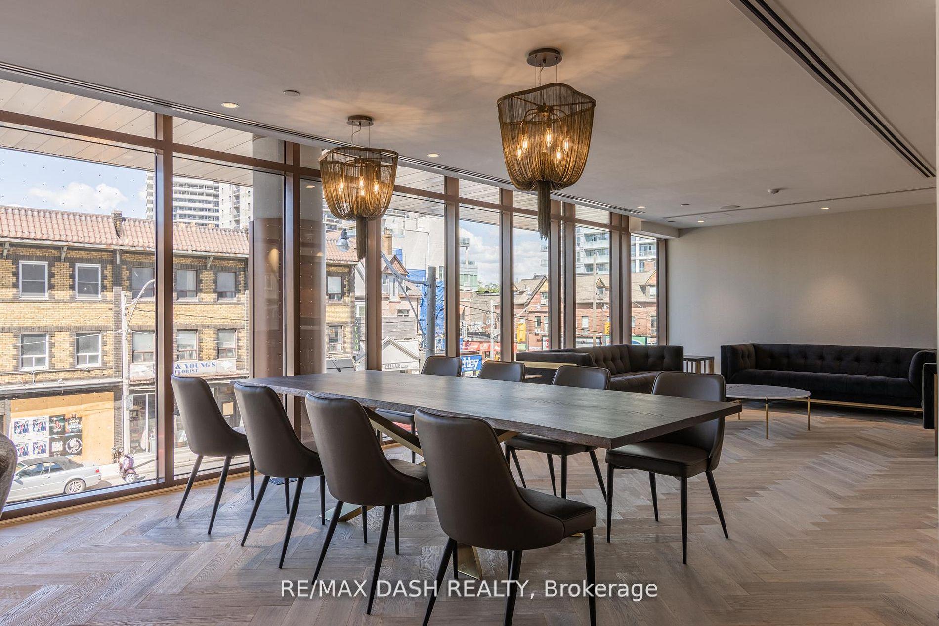 Photo 7 of Unit 310, 151 Avenue Road, Toronto, The Annex — HOMEH