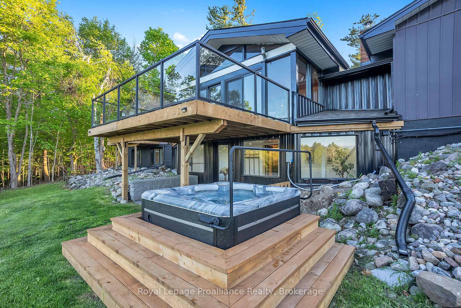 Photo 9 of 684 Gallivan Road, Quinte West, Sidney Ward — HOMEH