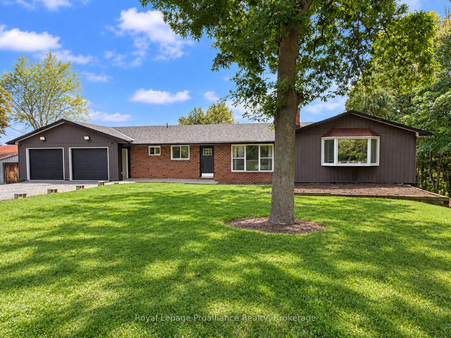 Photo 10 of 684 Gallivan Road, Quinte West, Sidney Ward — HOMEH