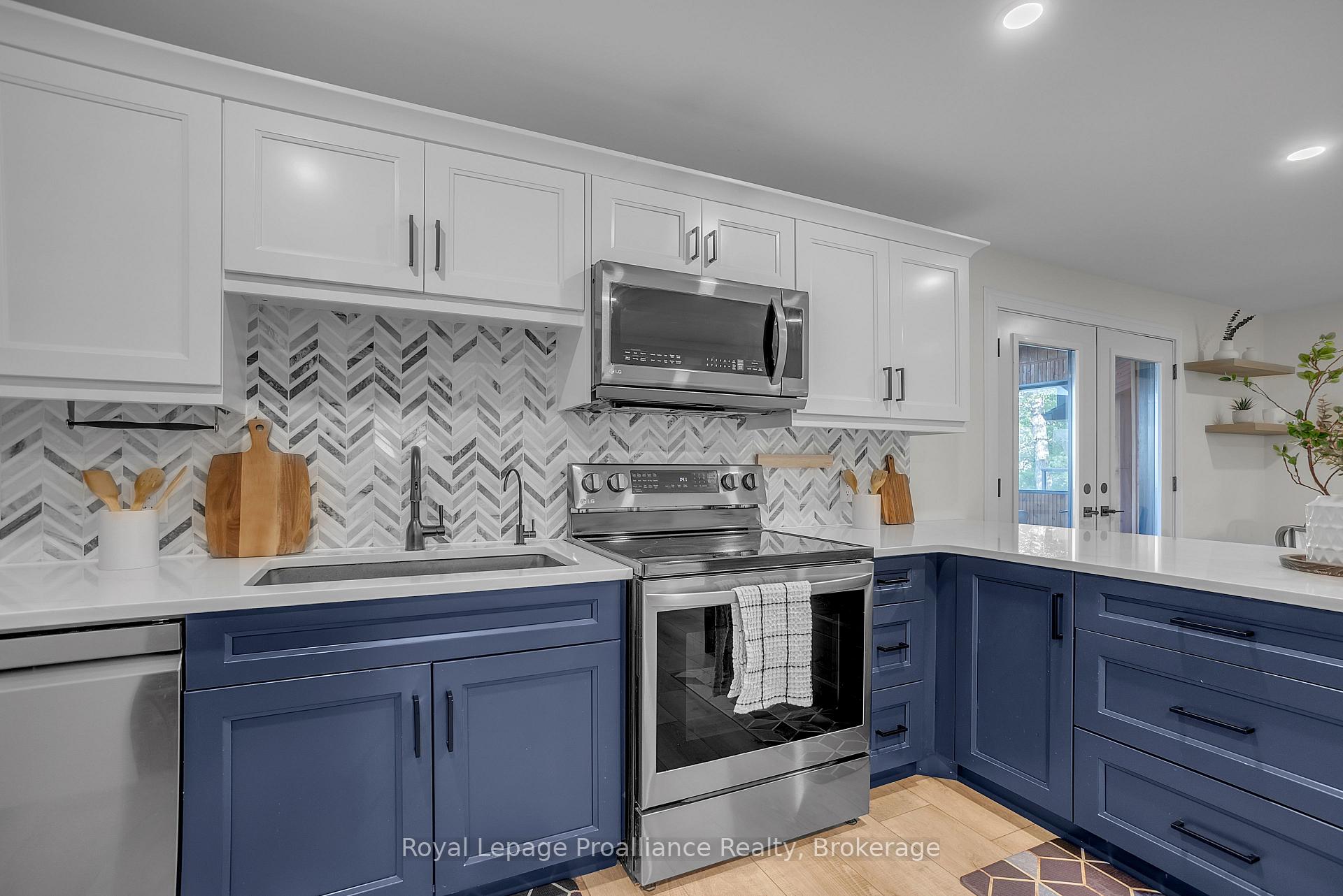 Photo 27 of 684 Gallivan Road, Quinte West, Sidney Ward — HOMEH