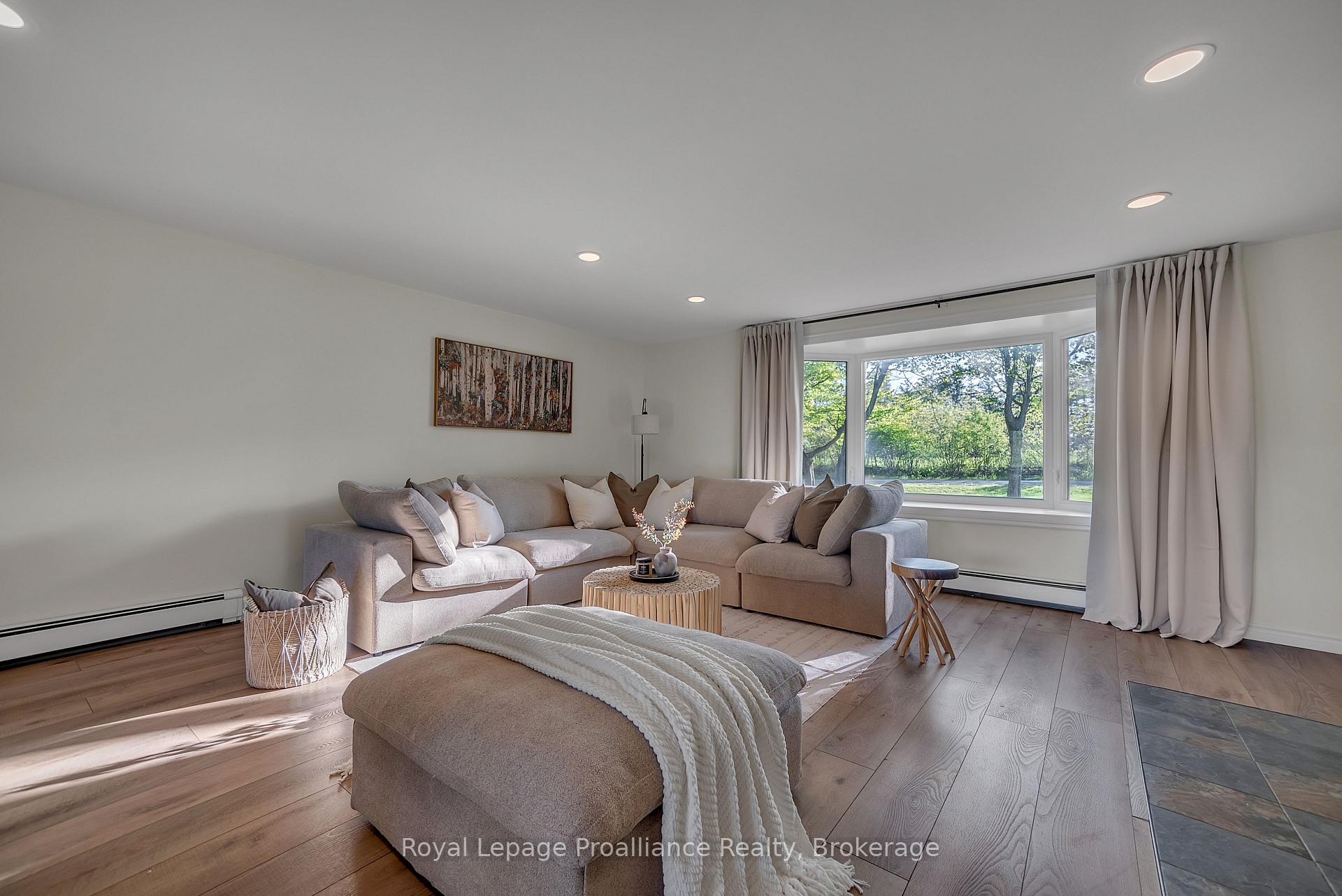 Photo 37 of 684 Gallivan Road, Quinte West, Sidney Ward — HOMEH