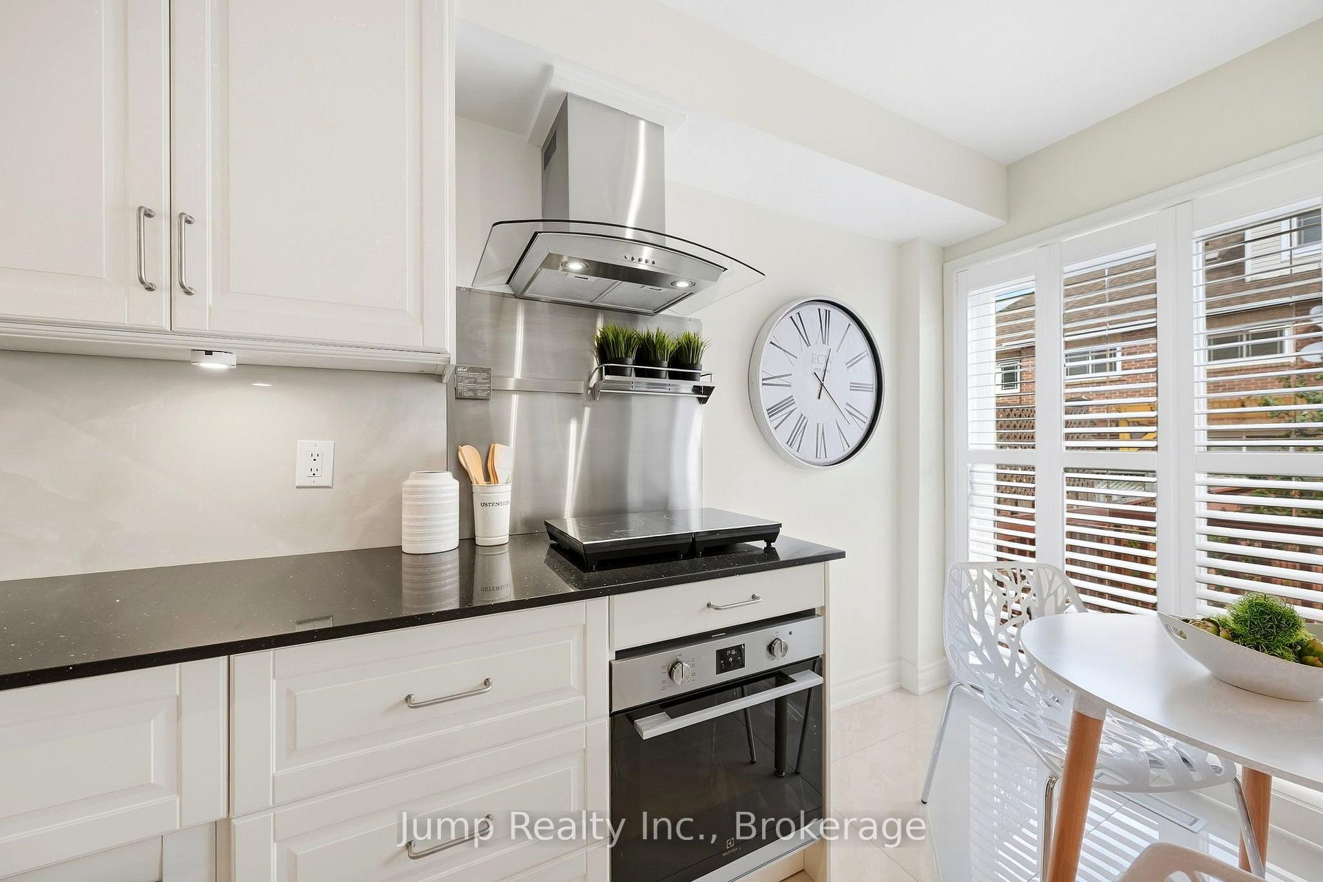 Photo 19 of 6981 Dunnview Court, Mississauga, Lisgar — HOMEH
