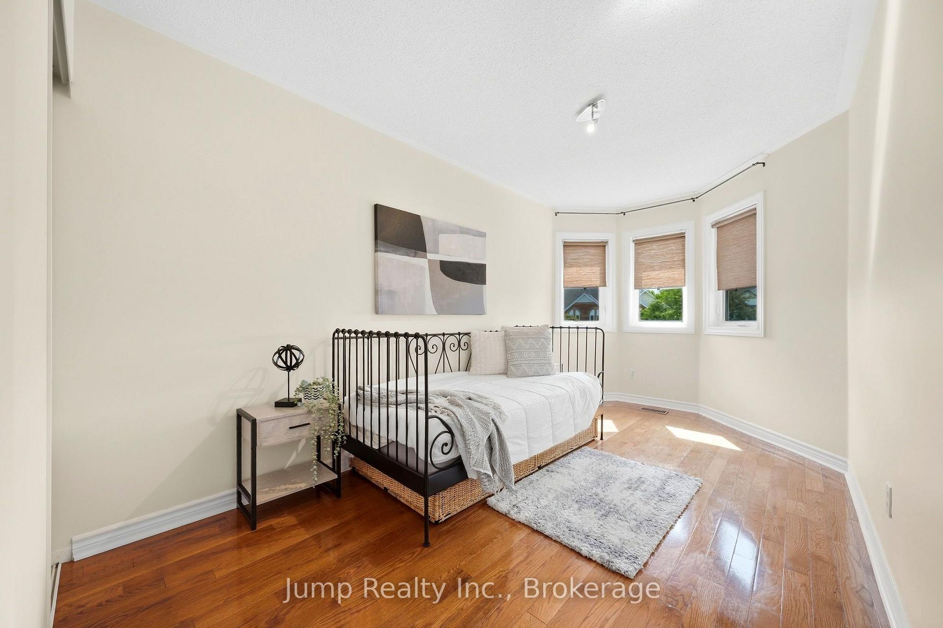 Photo 33 of 6981 Dunnview Court, Mississauga, Lisgar — HOMEH