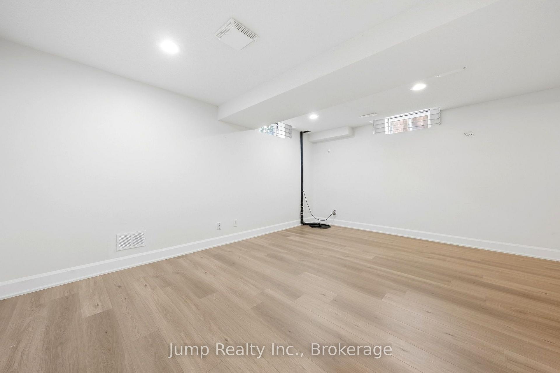 Photo 40 of 6981 Dunnview Court, Mississauga, Lisgar — HOMEH
