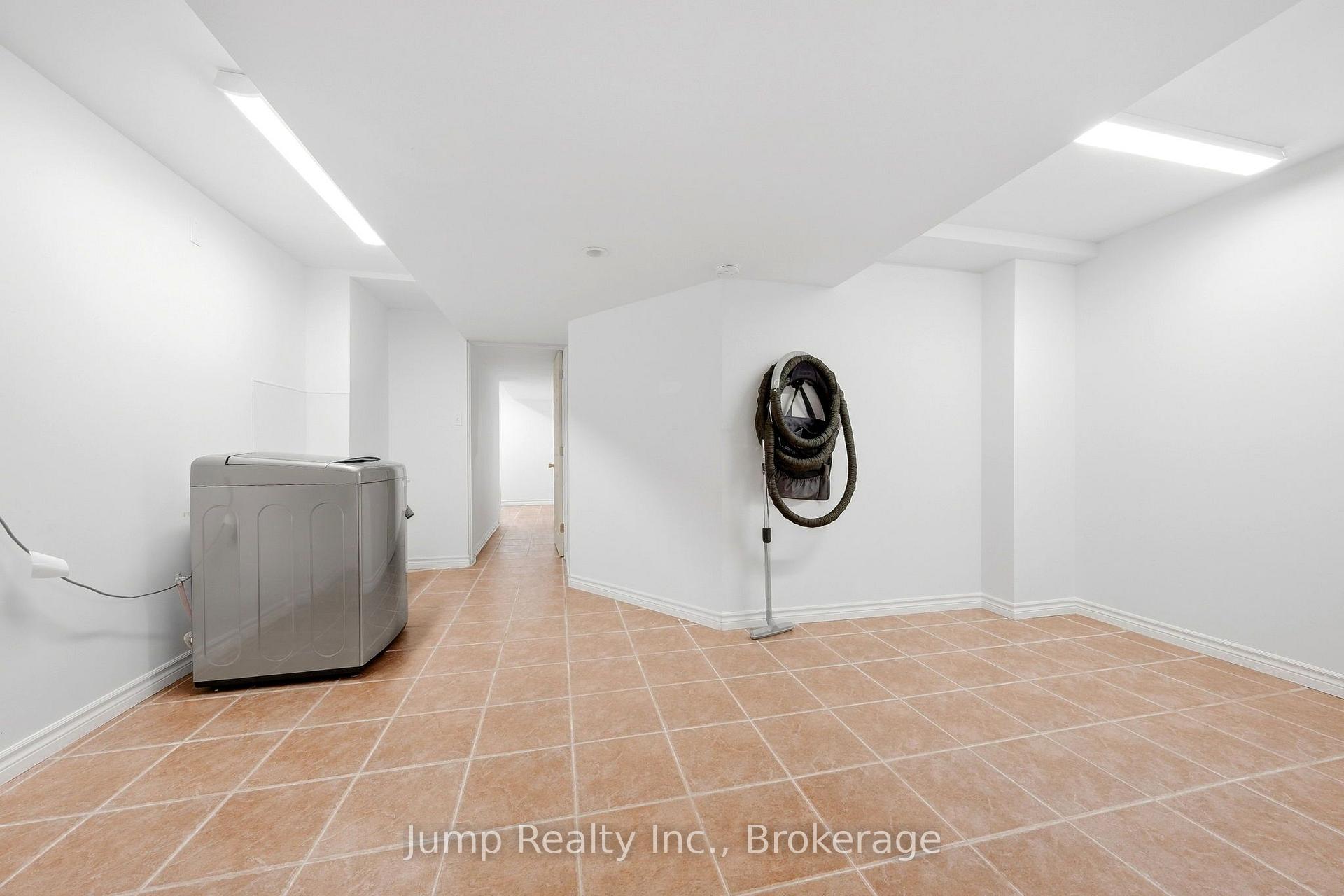 Photo 42 of 6981 Dunnview Court, Mississauga, Lisgar — HOMEH