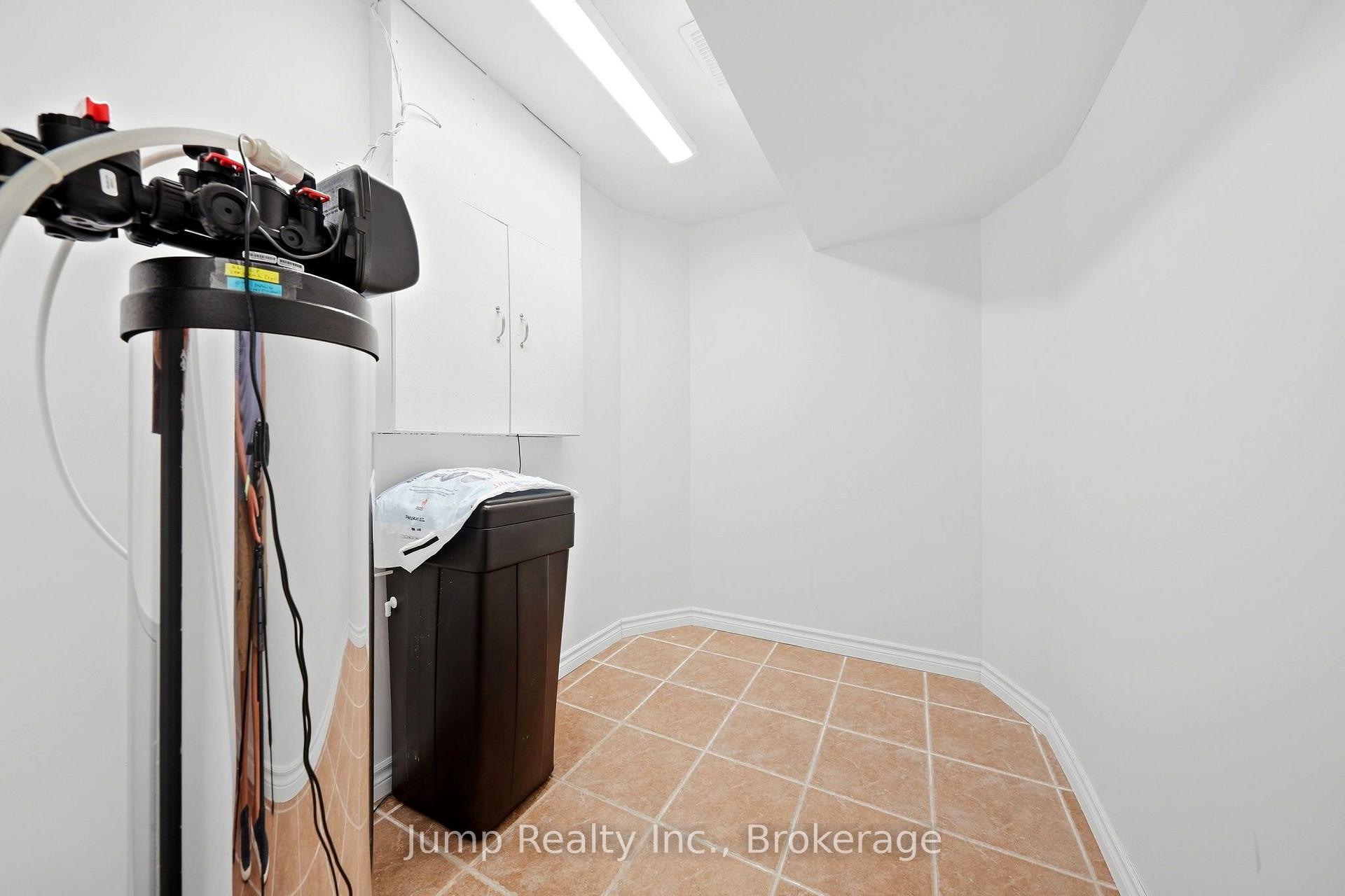 Photo 45 of 6981 Dunnview Court, Mississauga, Lisgar — HOMEH