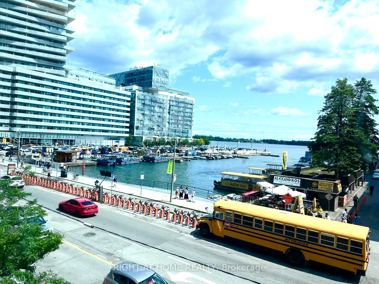 Photo 4 of Unit 1712, 10 Queens Quay W, Toronto, Waterfront Communities — HOMEH