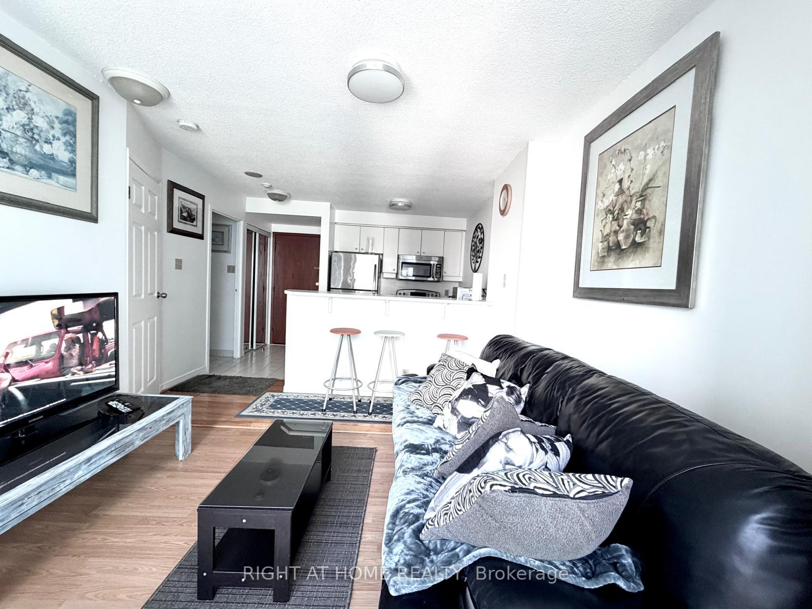 Photo 11 of Unit 1712, 10 Queens Quay W, Toronto, Waterfront Communities — HOMEH