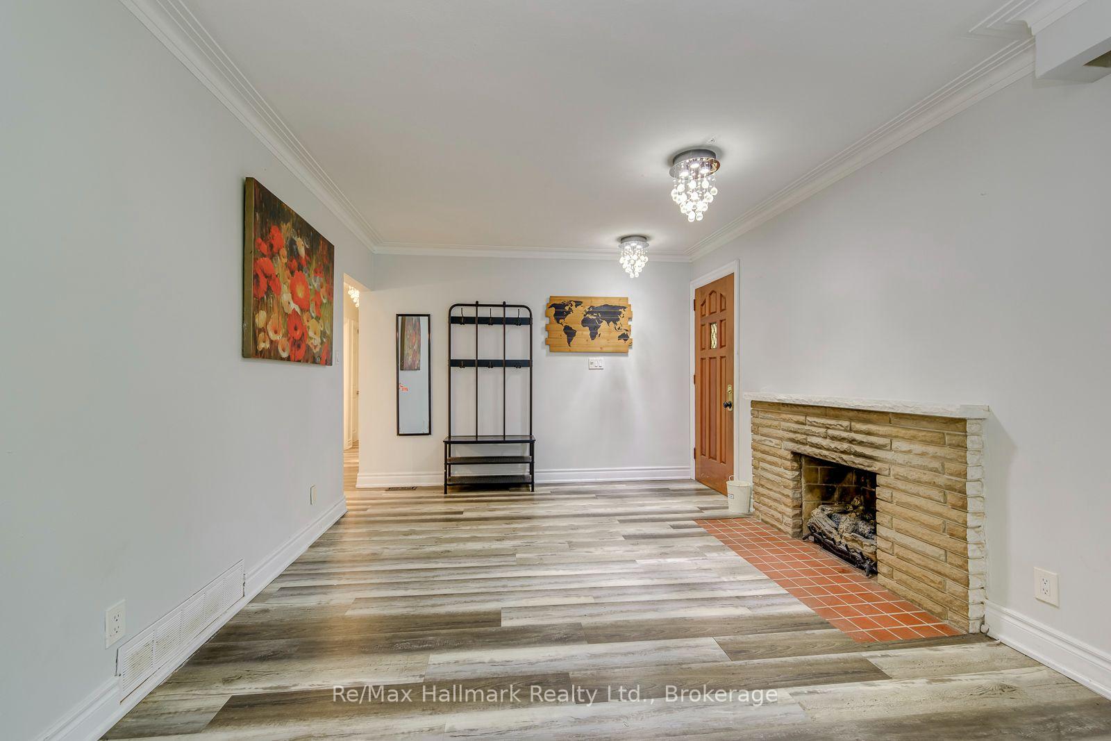 Photo 11 of 463 Candler Road, Oakville, Ford — HOMEH