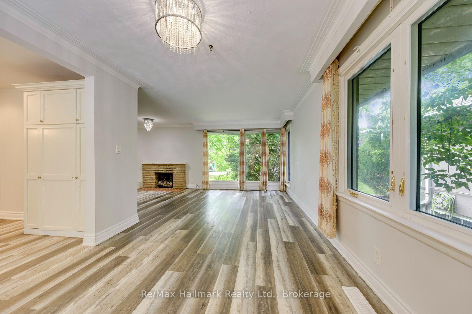 Photo 17 of 463 Candler Road, Oakville, Ford — HOMEH