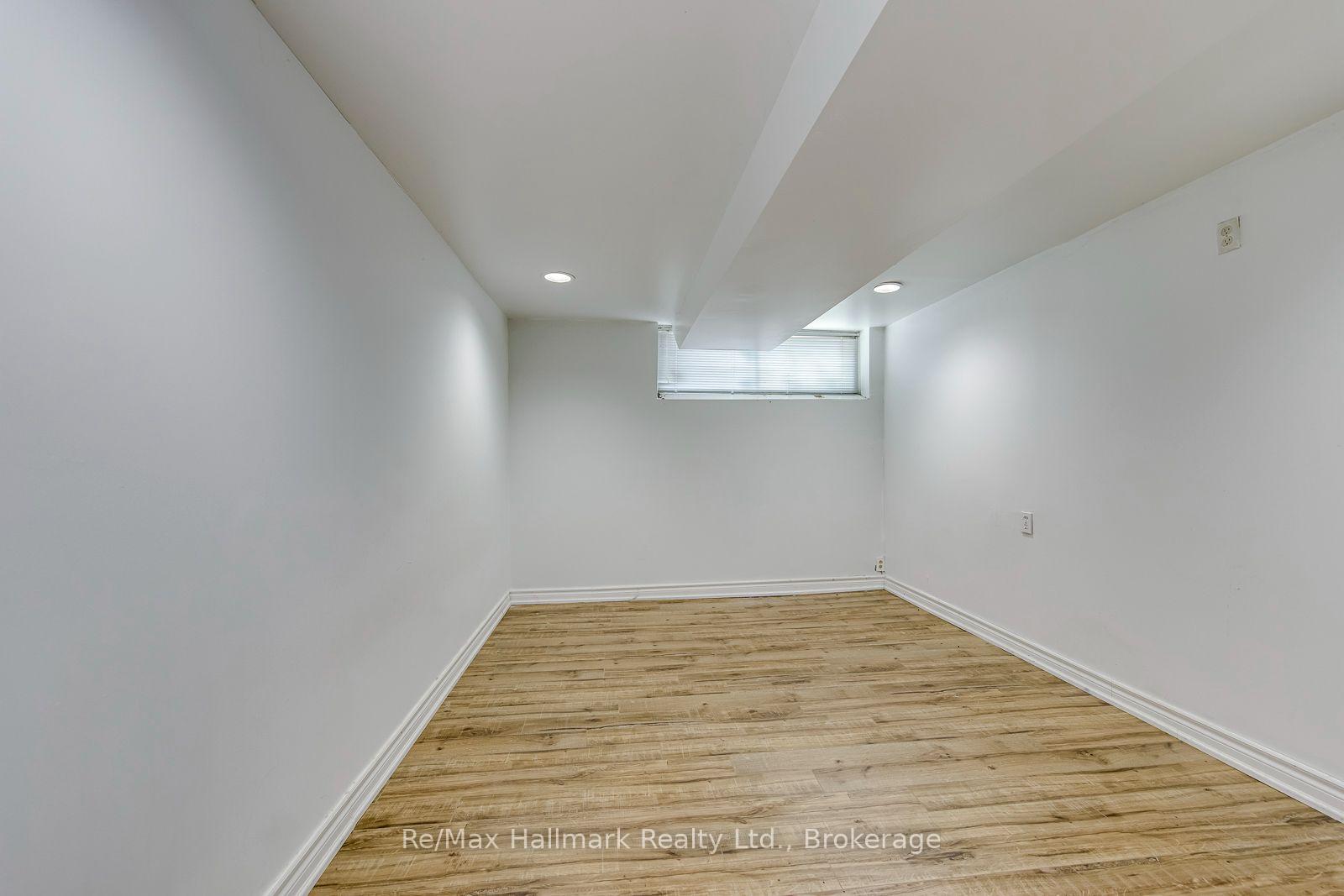 Photo 33 of 463 Candler Road, Oakville, Ford — HOMEH