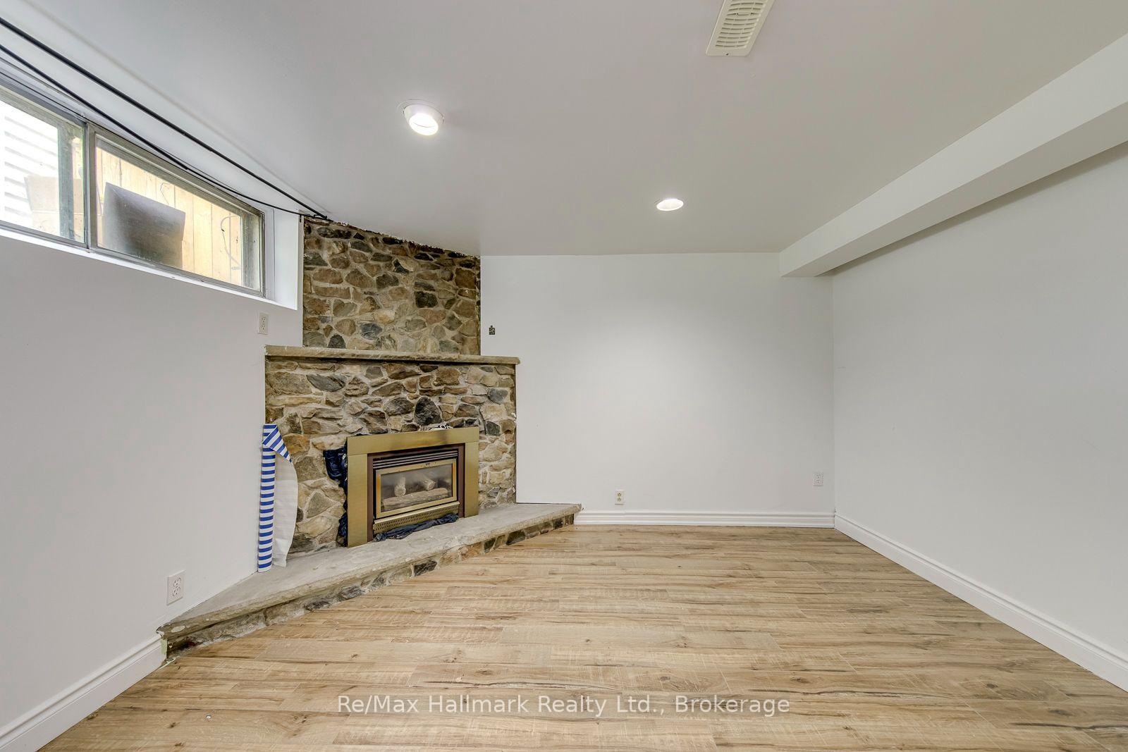Photo 36 of 463 Candler Road, Oakville, Ford — HOMEH