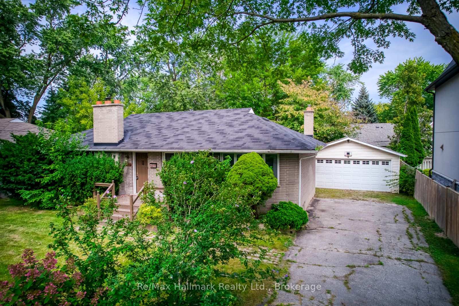 Photo 45 of 463 Candler Road, Oakville, Ford — HOMEH