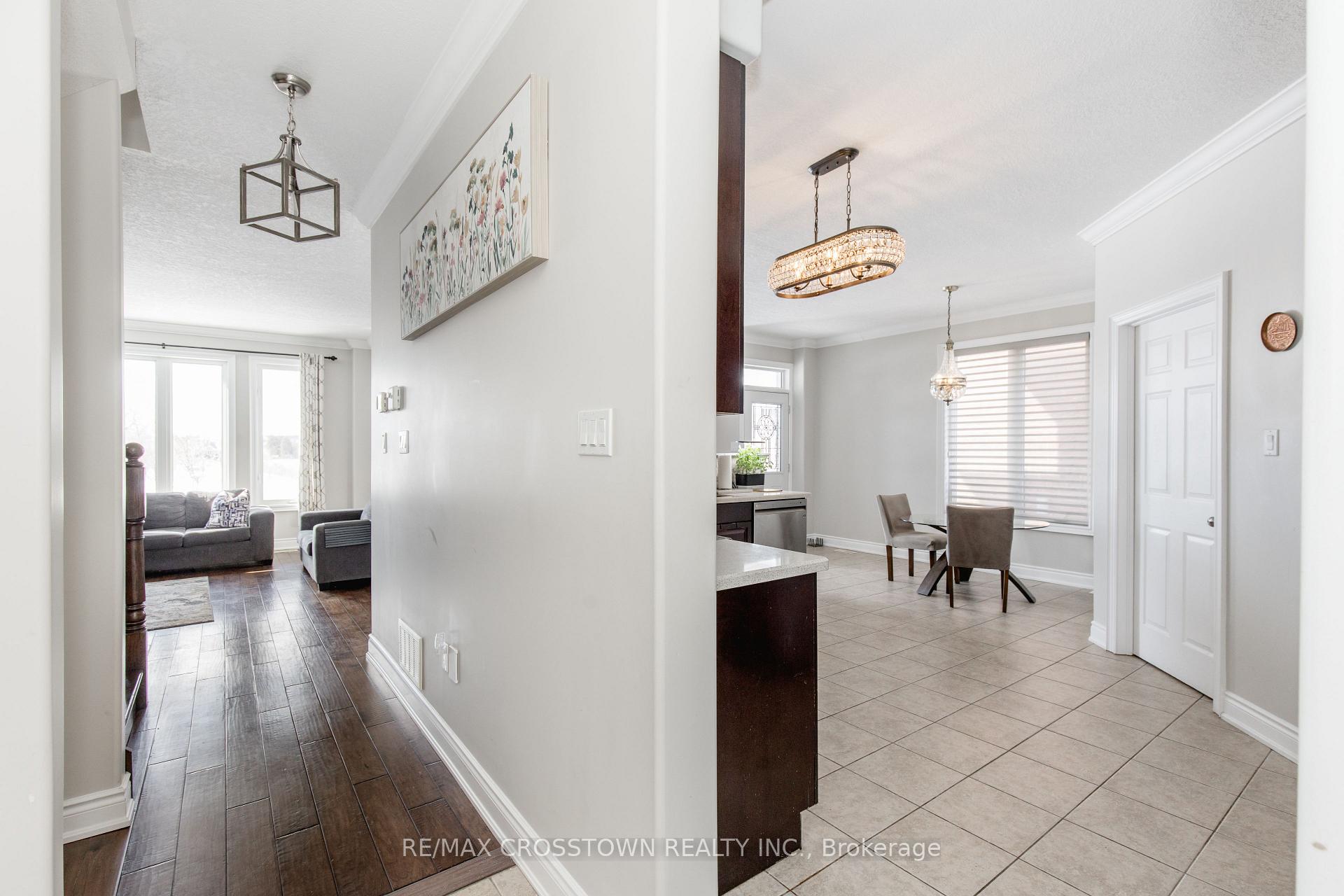 Photo 6 of 996 Booth Avenue, Innisfil, Alcona — HOMEH