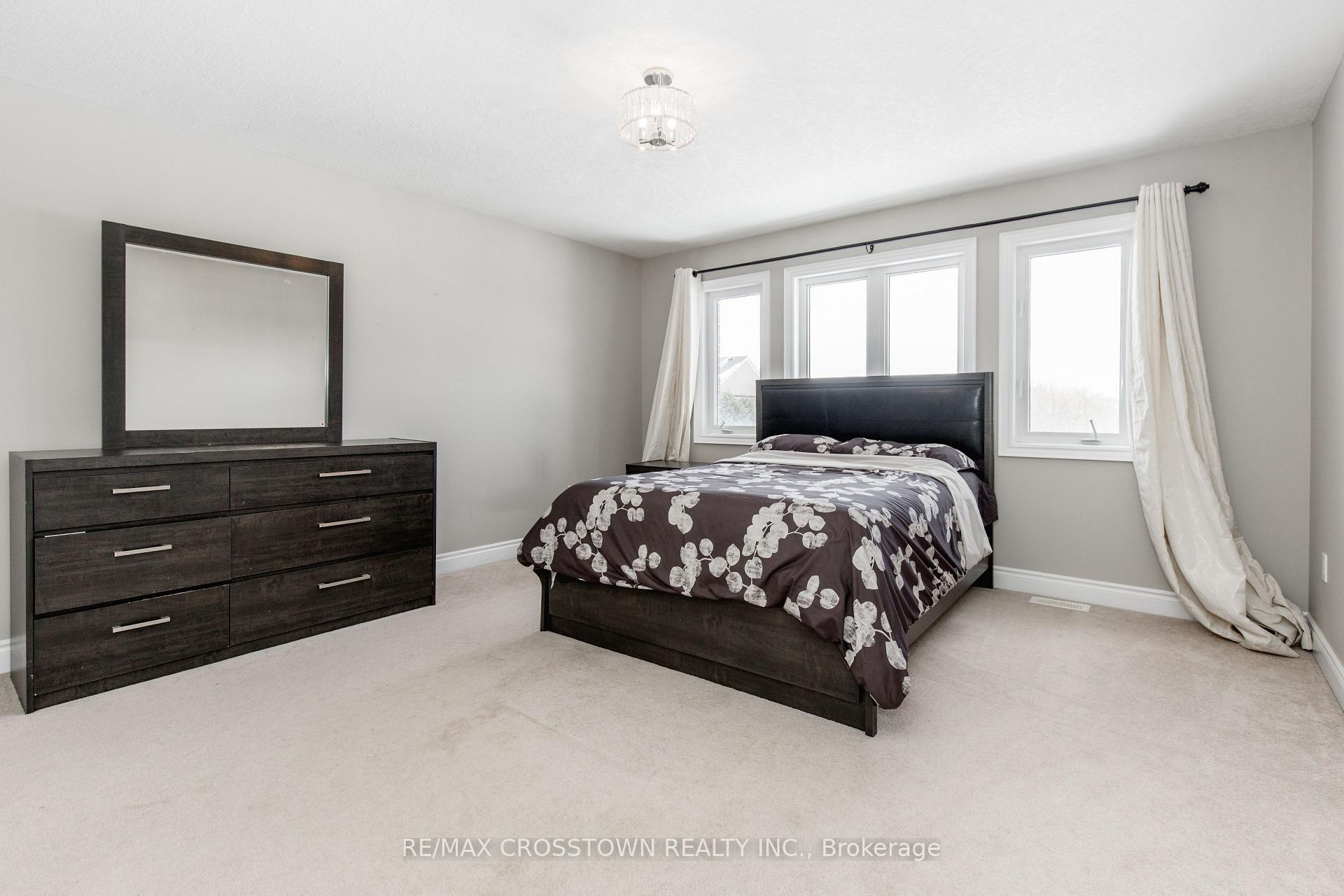 Photo 21 of 996 Booth Avenue, Innisfil, Alcona — HOMEH