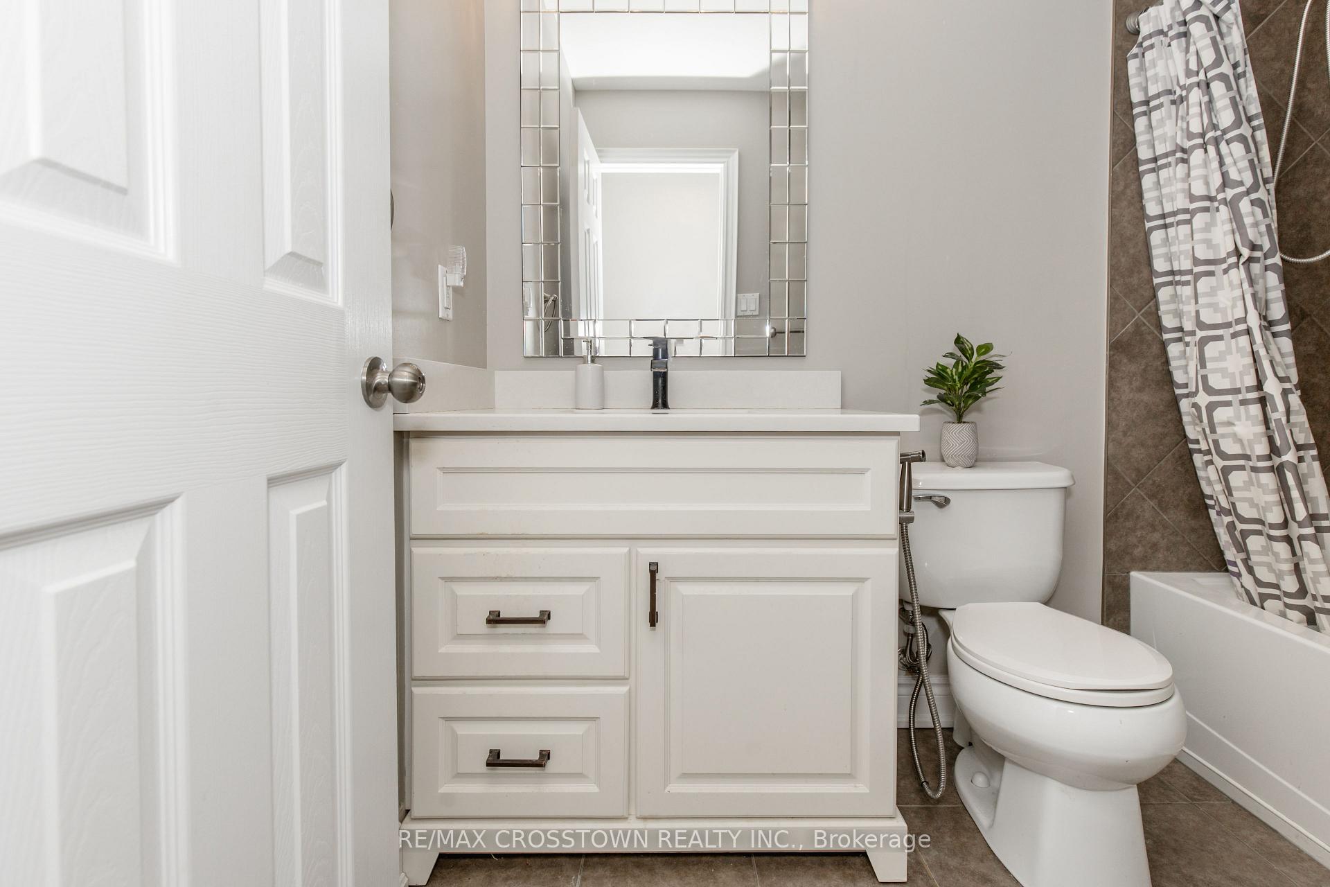 Photo 28 of 996 Booth Avenue, Innisfil, Alcona — HOMEH