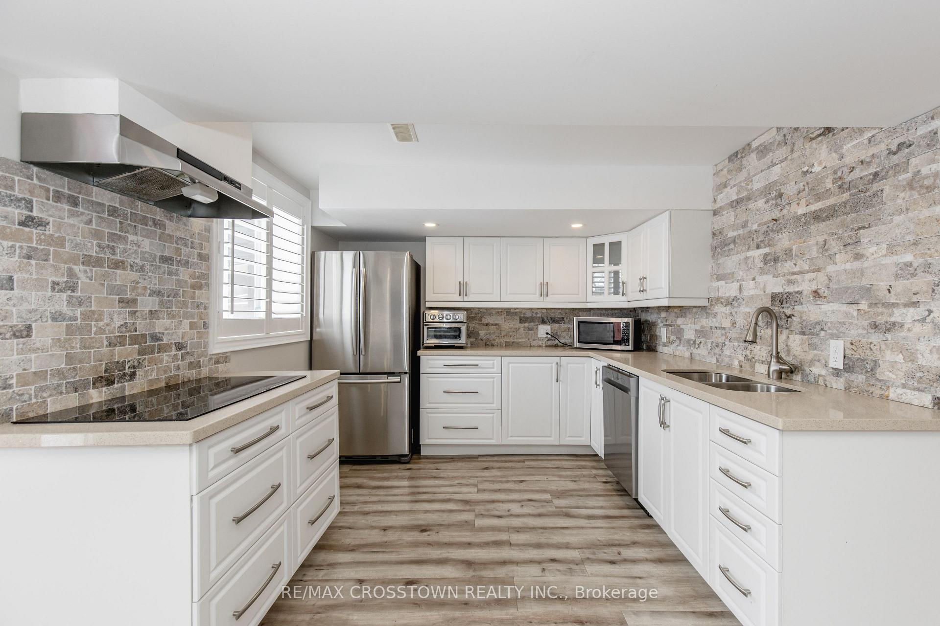 Photo 34 of 996 Booth Avenue, Innisfil, Alcona — HOMEH