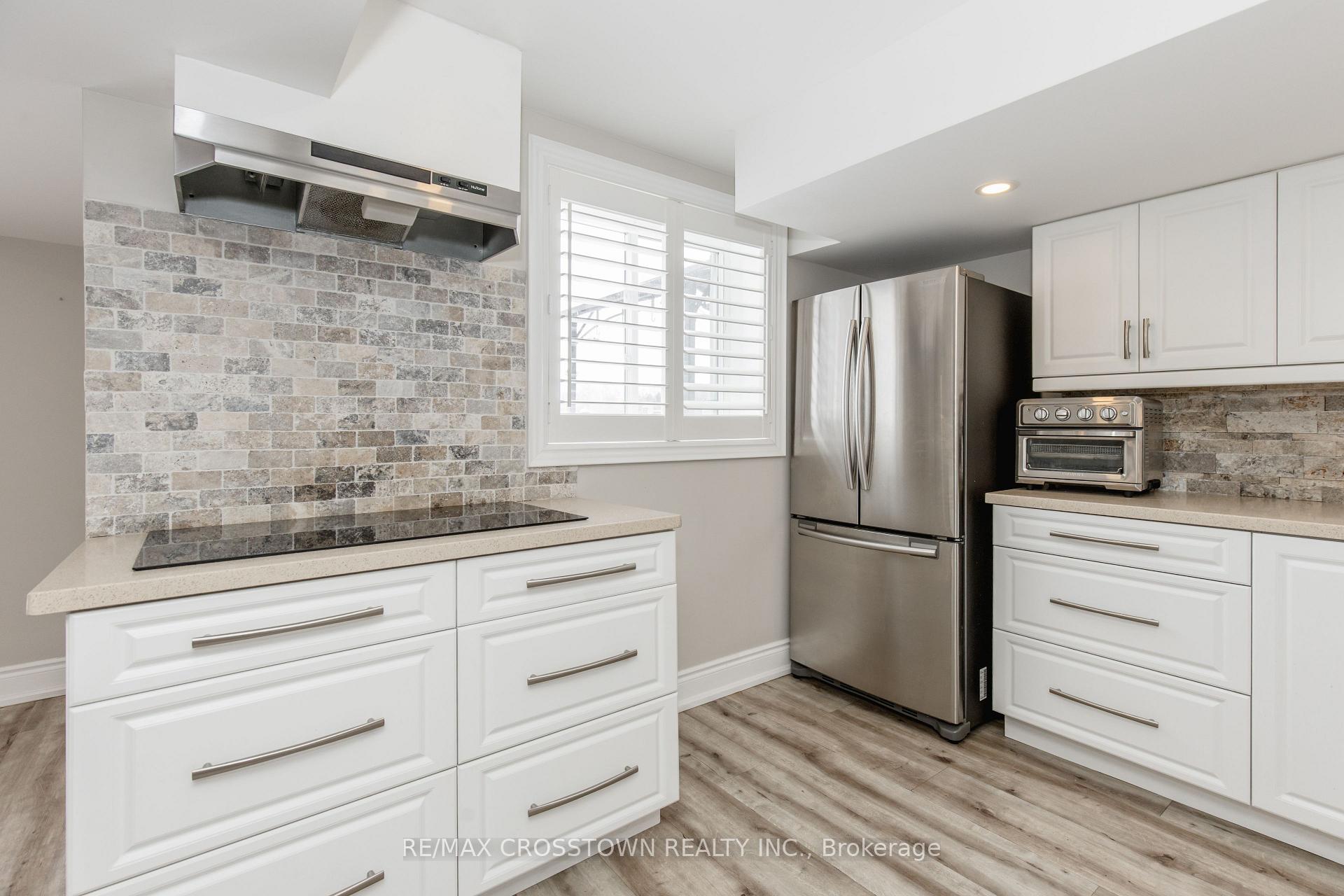 Photo 35 of 996 Booth Avenue, Innisfil, Alcona — HOMEH