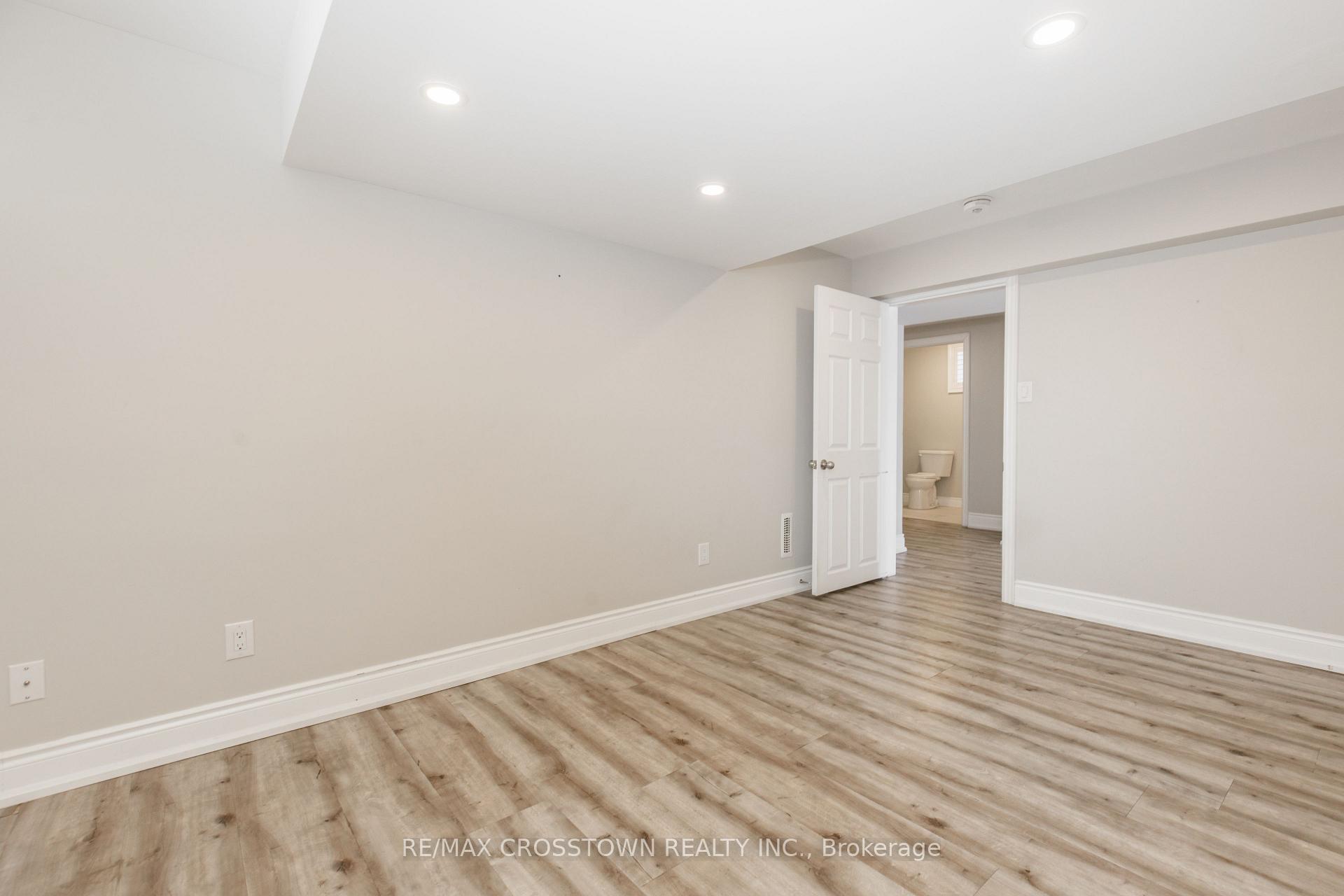 Photo 45 of 996 Booth Avenue, Innisfil, Alcona — HOMEH