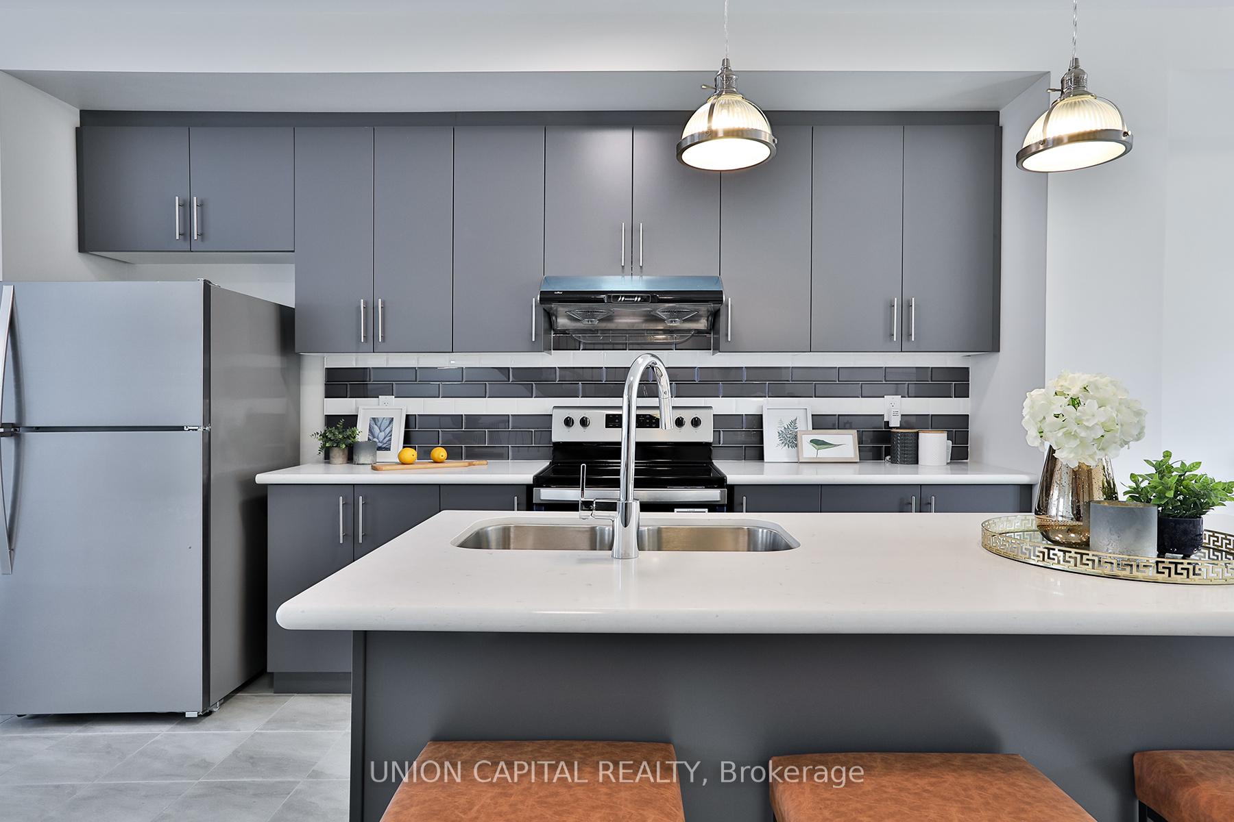 Photo 5 of 5 Sissons Way, Markham, Cedar Grove — HOMEH