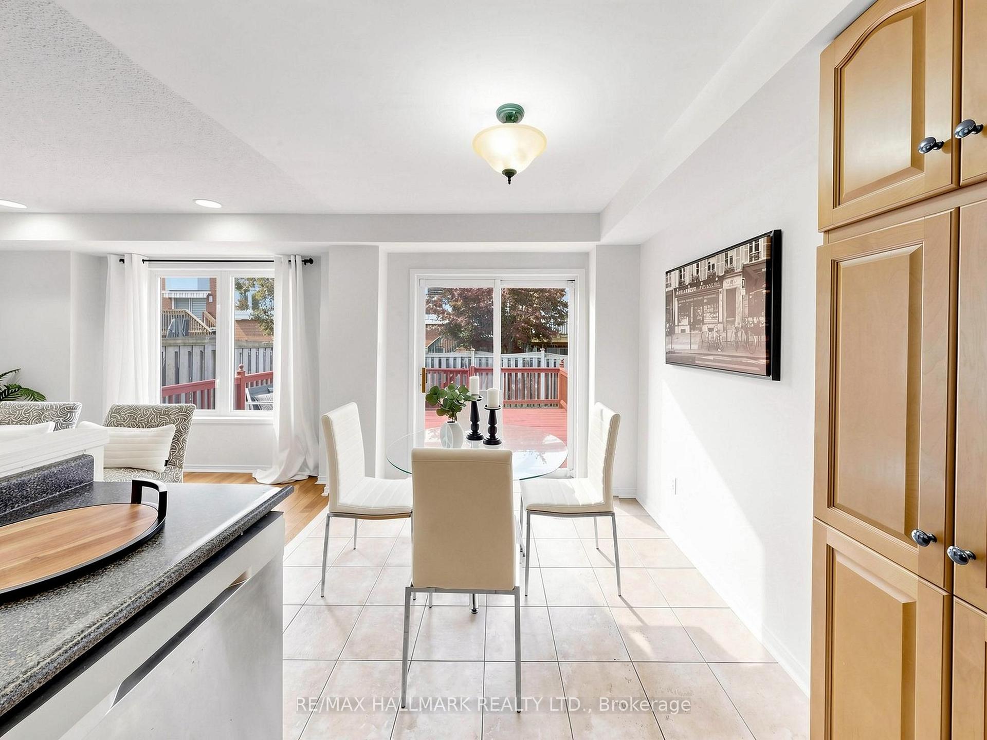 Photo 16 of 12 Stokely Crescent, Whitby, Downtown Whitby — HOMEH