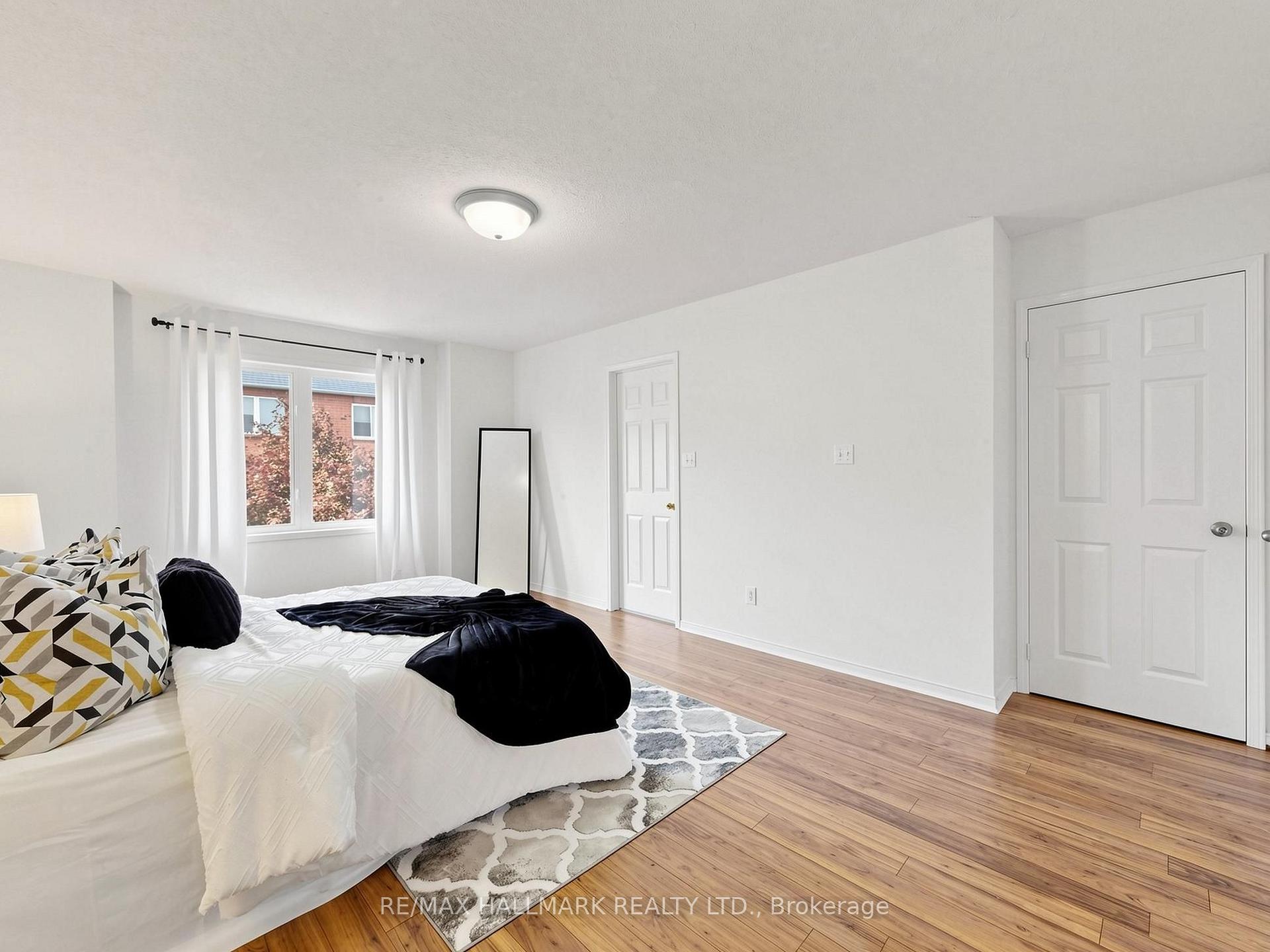 Photo 23 of 12 Stokely Crescent, Whitby, Downtown Whitby — HOMEH