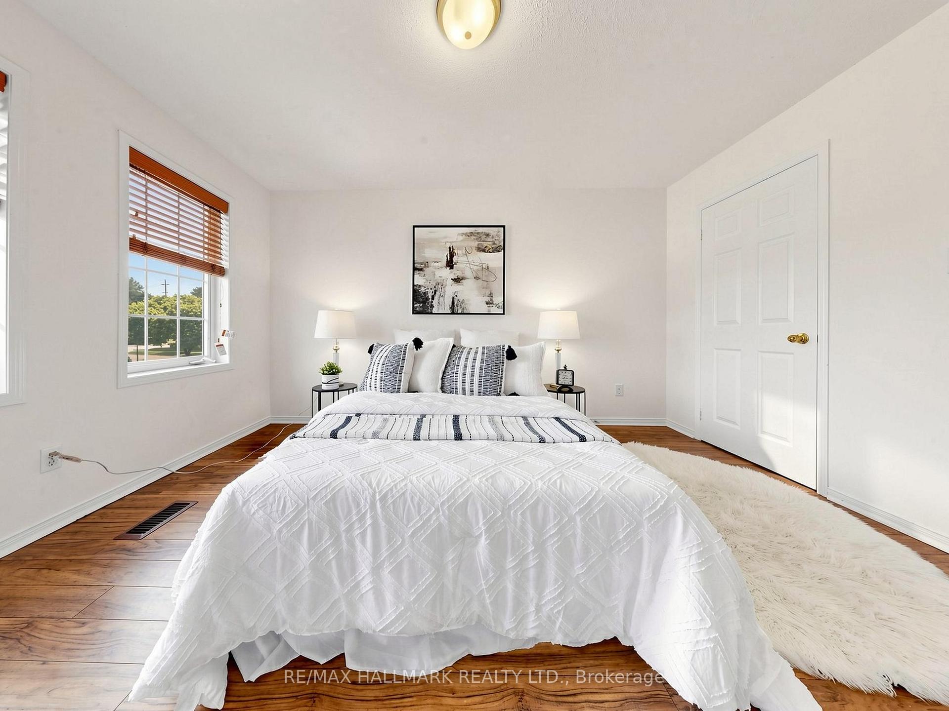 Photo 30 of 12 Stokely Crescent, Whitby, Downtown Whitby — HOMEH
