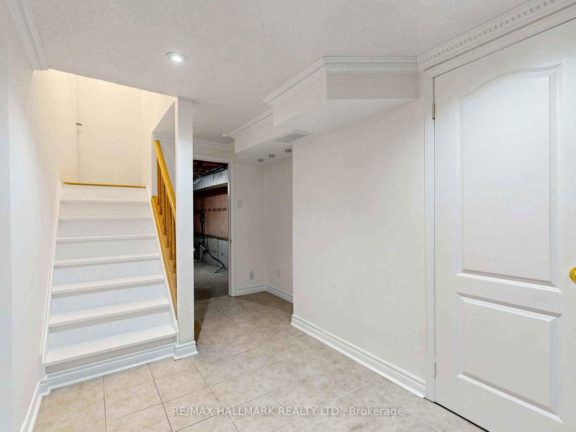 Photo 33 of 12 Stokely Crescent, Whitby, Downtown Whitby — HOMEH